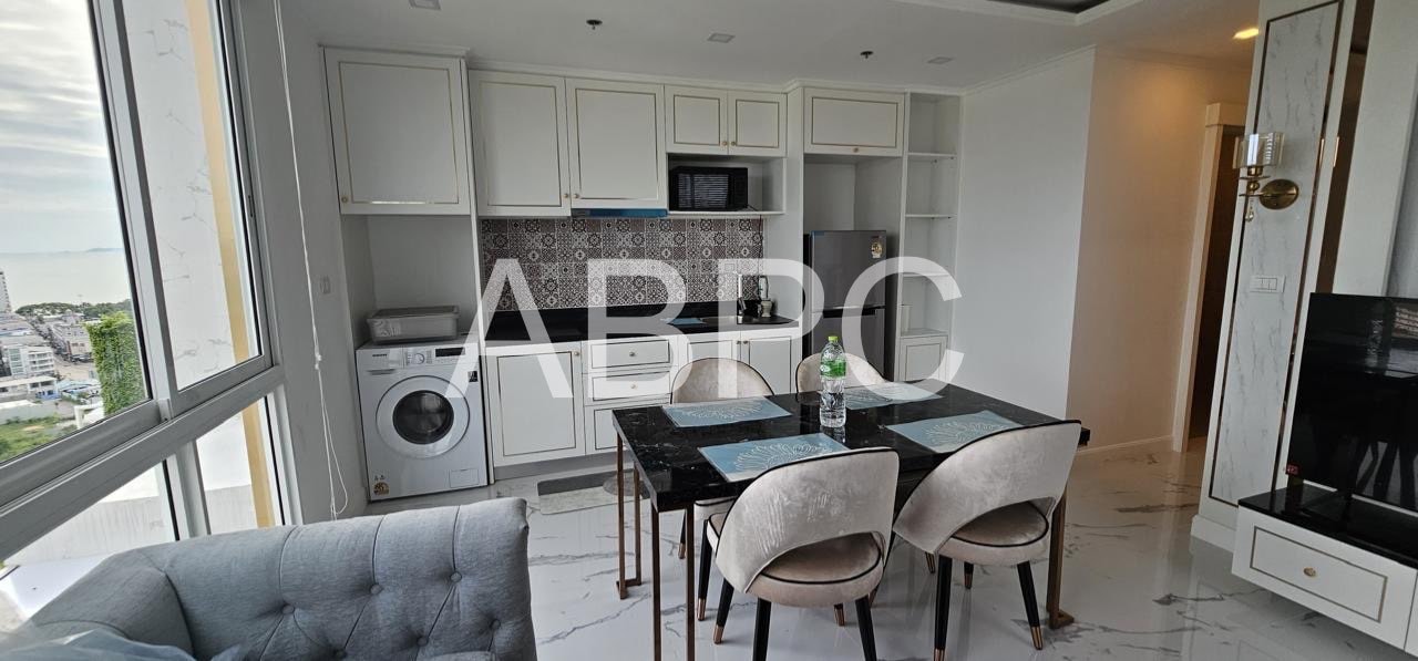 Cheapest 2 Bedroom Condo in Empire Tower photo 2
