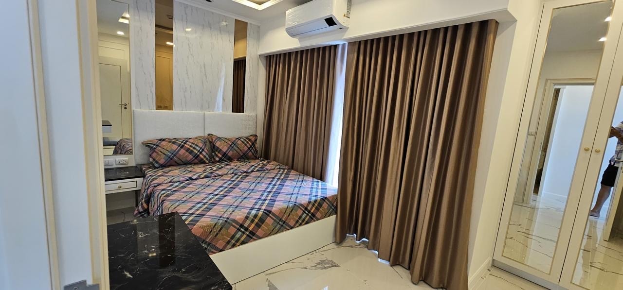 Cheapest 2 Bedroom Condo in Empire Tower photo 16
