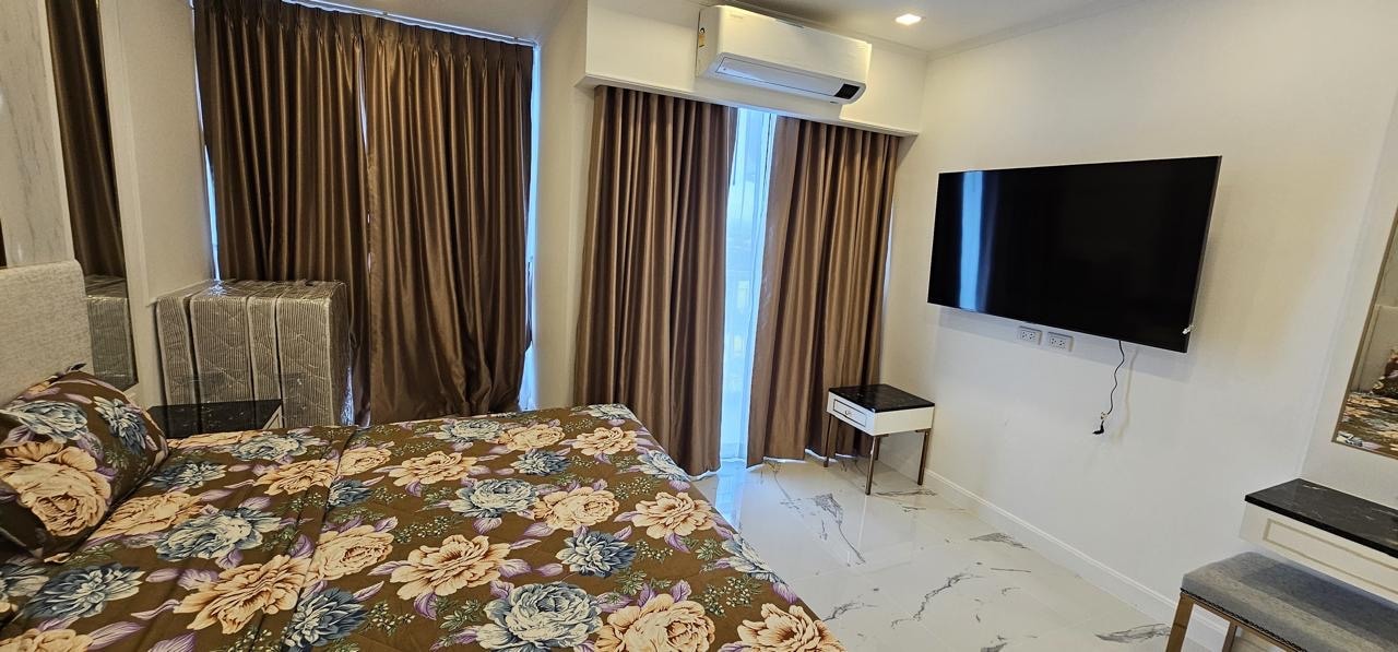 Cheapest 2 Bedroom Condo in Empire Tower photo 17