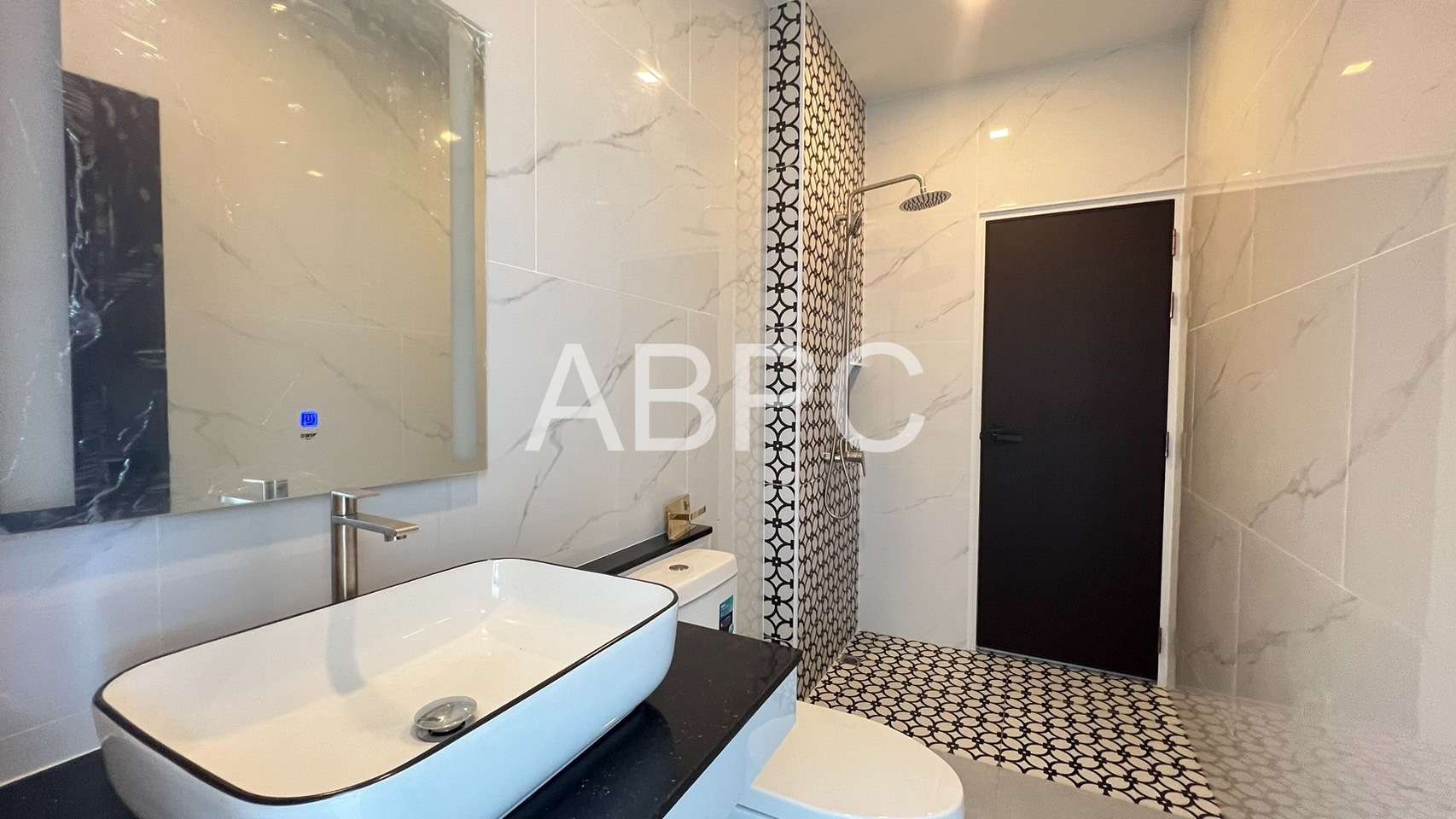 Brand New Modern 5 Bedrooms 5 Bathrooms Pool Villa in Huay Yai ABPC7983 photo 4