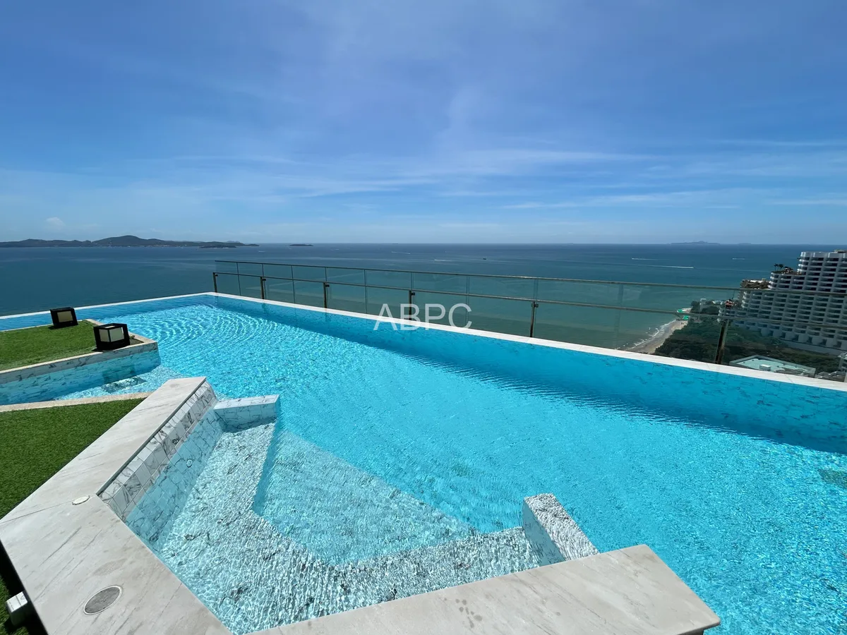 Just IN 2 bedroom Condo in Cosy Beach - Andromeda Condominium