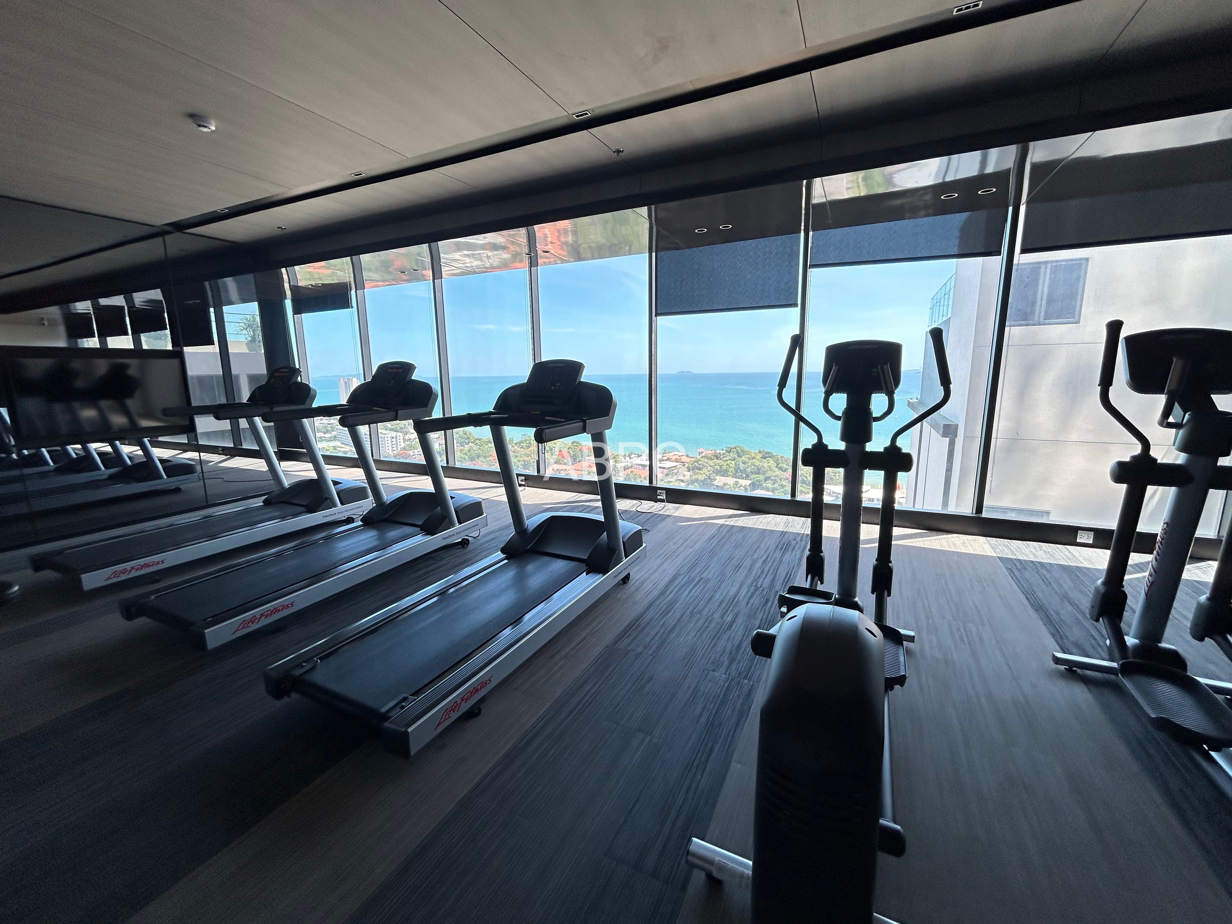 Just IN 2 bedroom Condo in Cosy Beach - Andromeda Condominium photo 7
