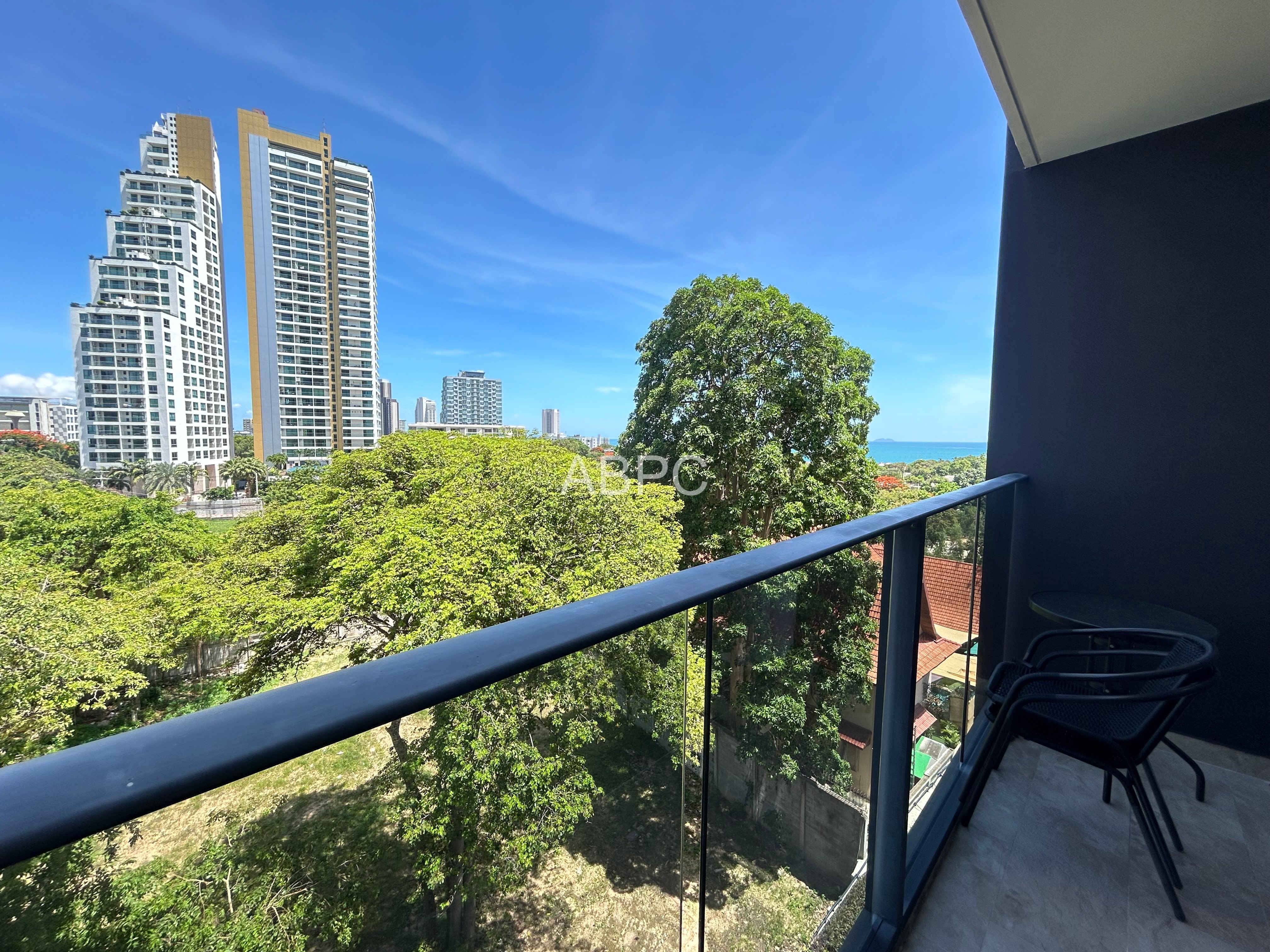 Just IN 2 bedroom Condo in Cosy Beach - Andromeda Condominium photo 14