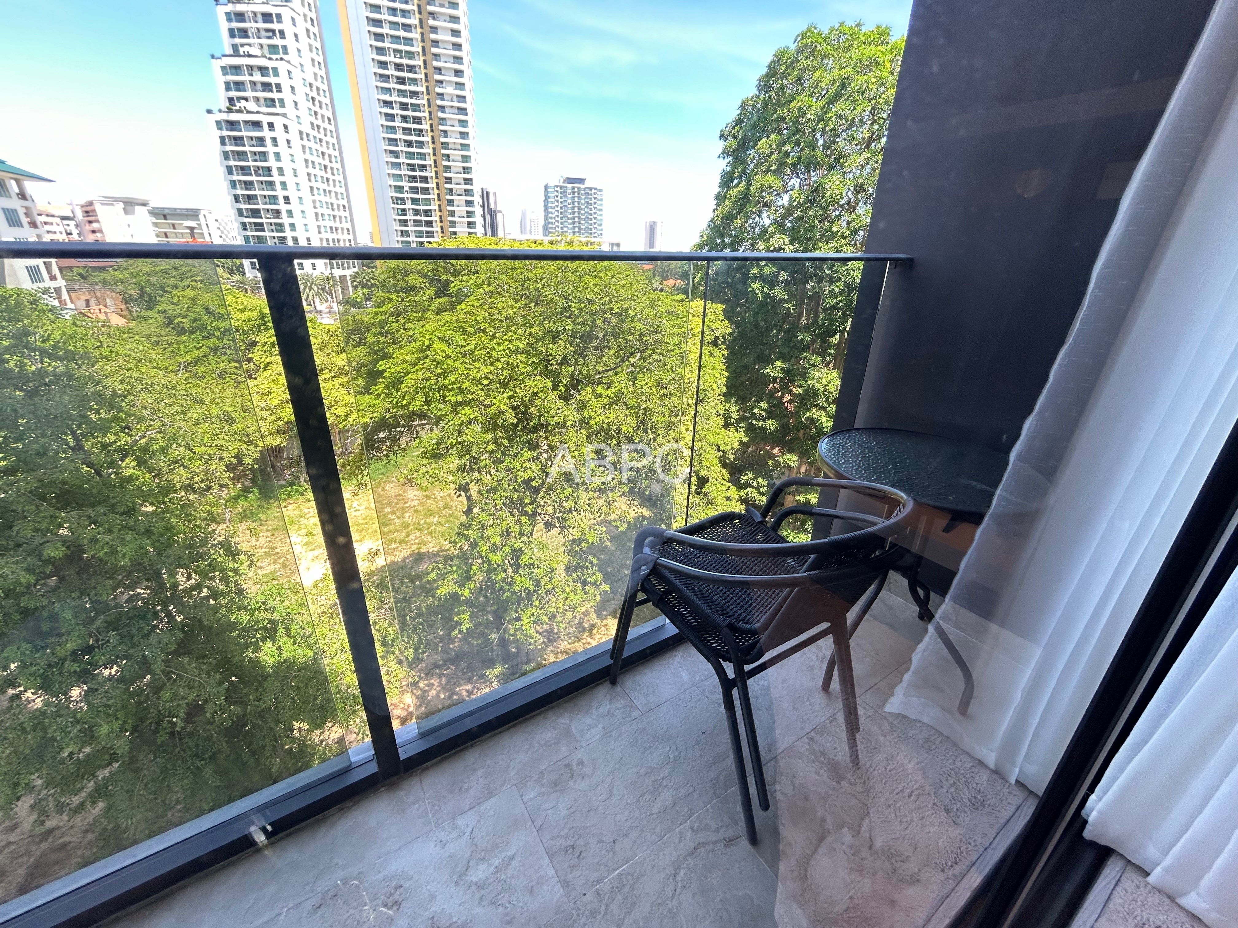 Just IN 2 bedroom Condo in Cosy Beach - Andromeda Condominium photo 11