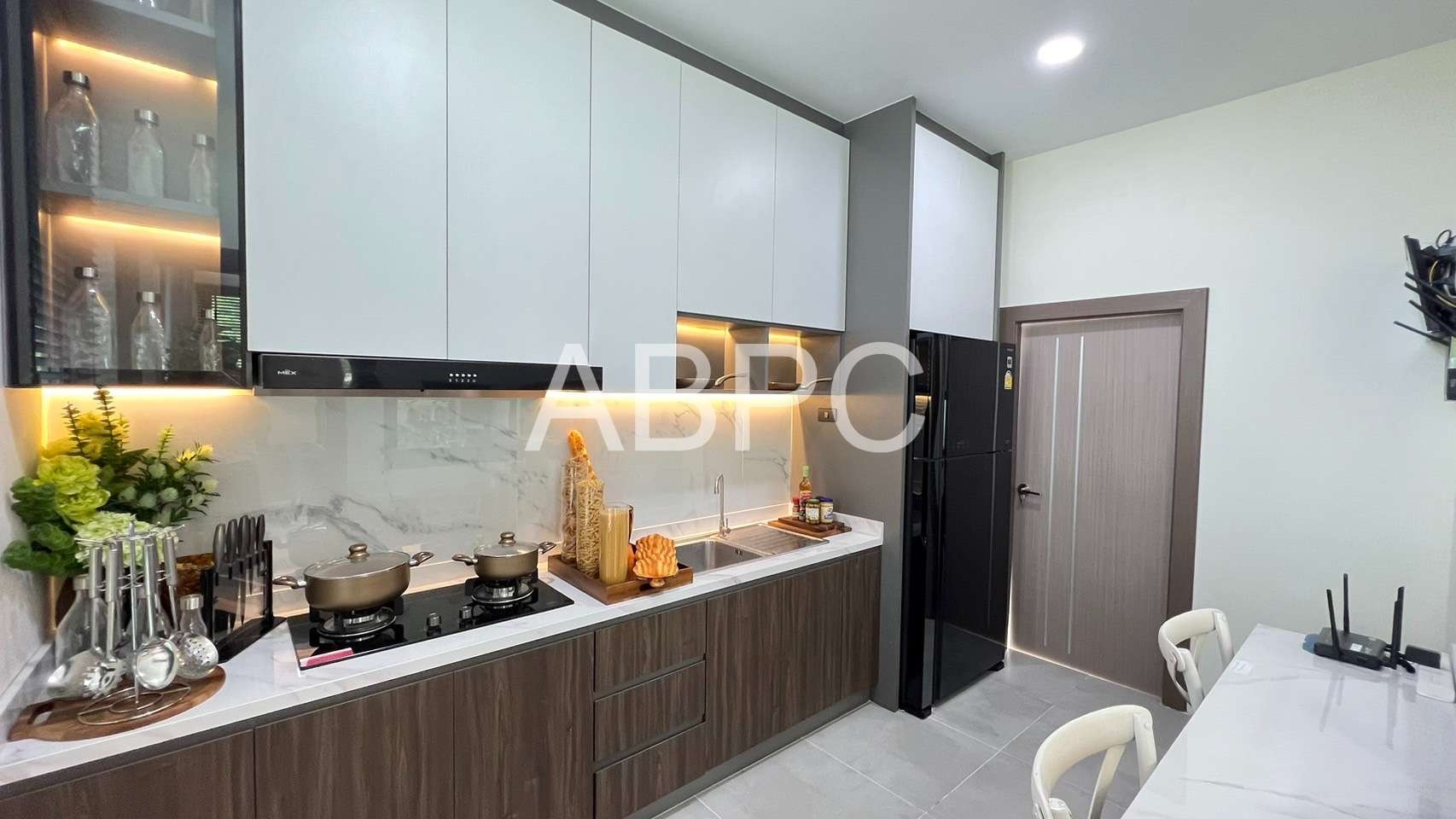 4 Bedrooms 4 Bathroom in HuayYai photo 11