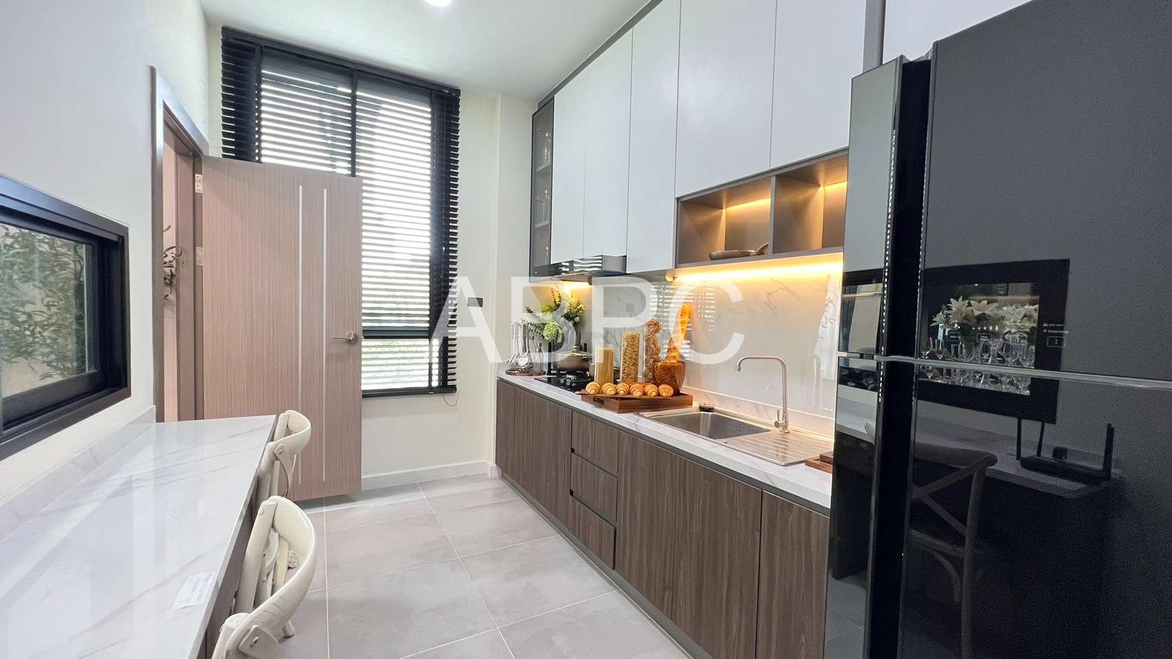 4 Bedrooms 4 Bathroom in HuayYai photo 9