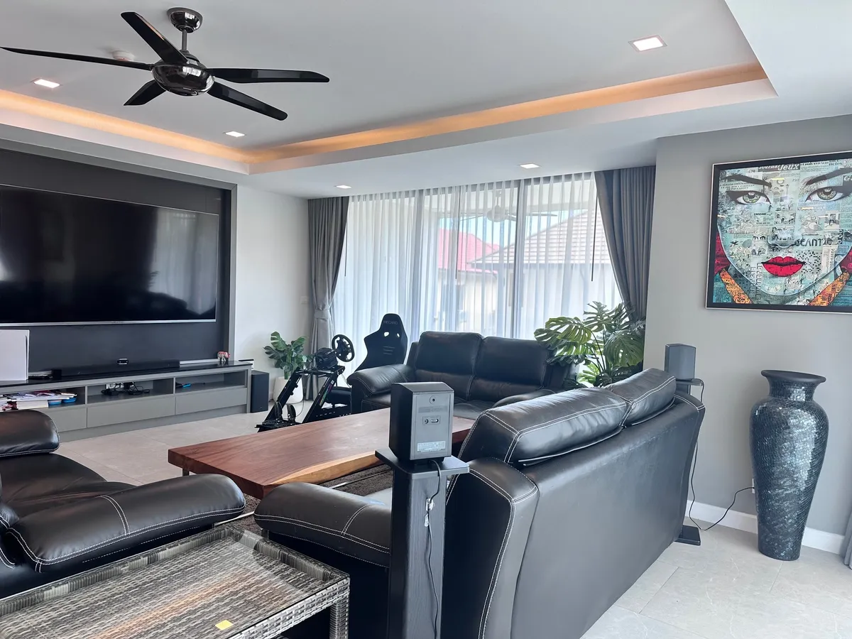 3 Bed Serenity Residence Jomtien For Rent or Sale photo 13