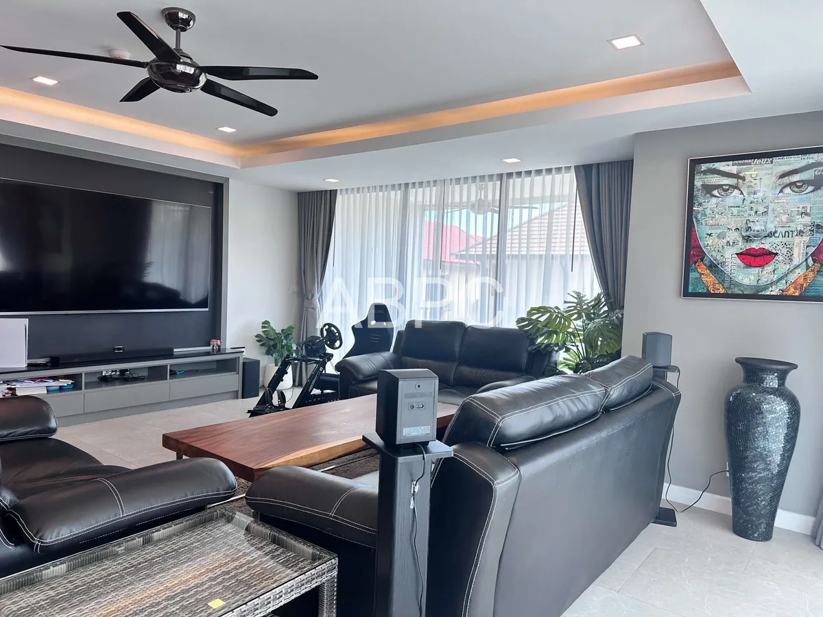 3 Bed Serenity Residence Jomtien For Rent or Sale photo 5