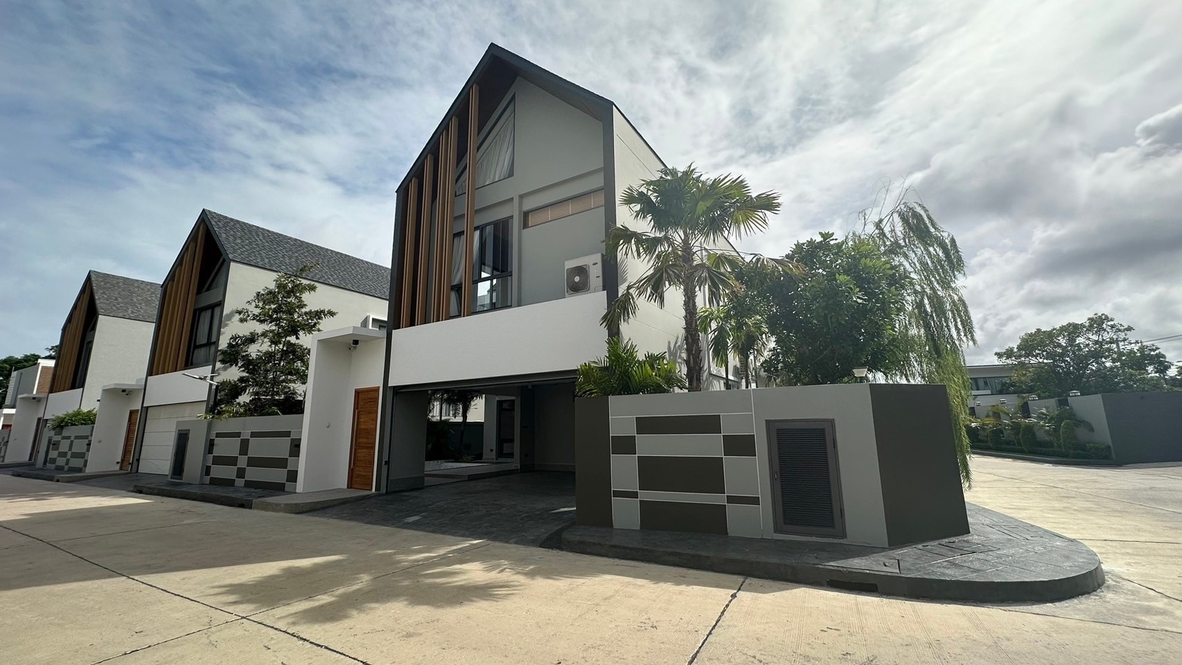 The Infini Luxury Villa photo 18