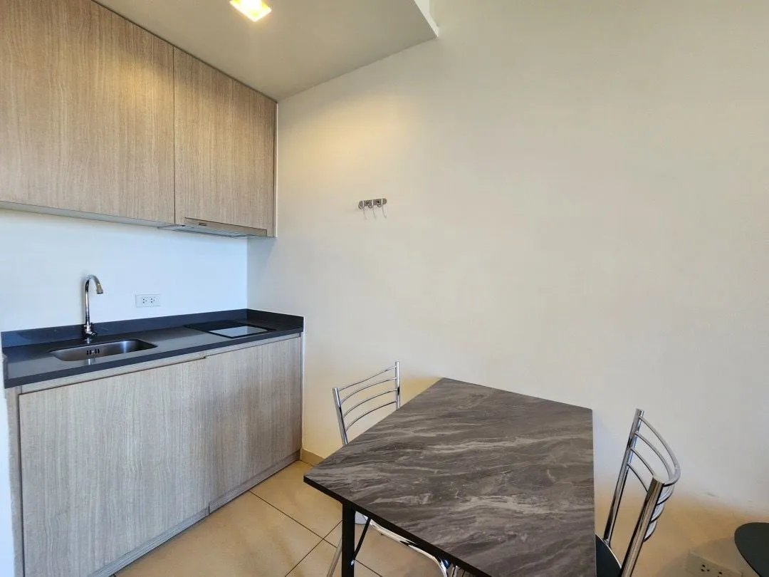 City View 1 Bed 1 Bath Condo in South Pattaya photo 14