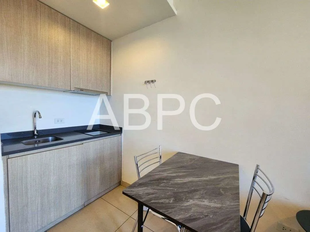 City View 1 Bed 1 Bath Condo in South Pattaya photo 5