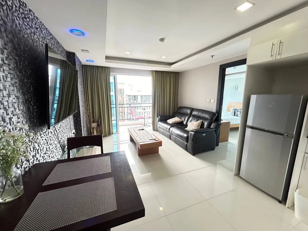 Just listed top floor Corner Unit 1 Bedroom Condo in Avenue Residence for sale and rent ABPC8016 photo 12
