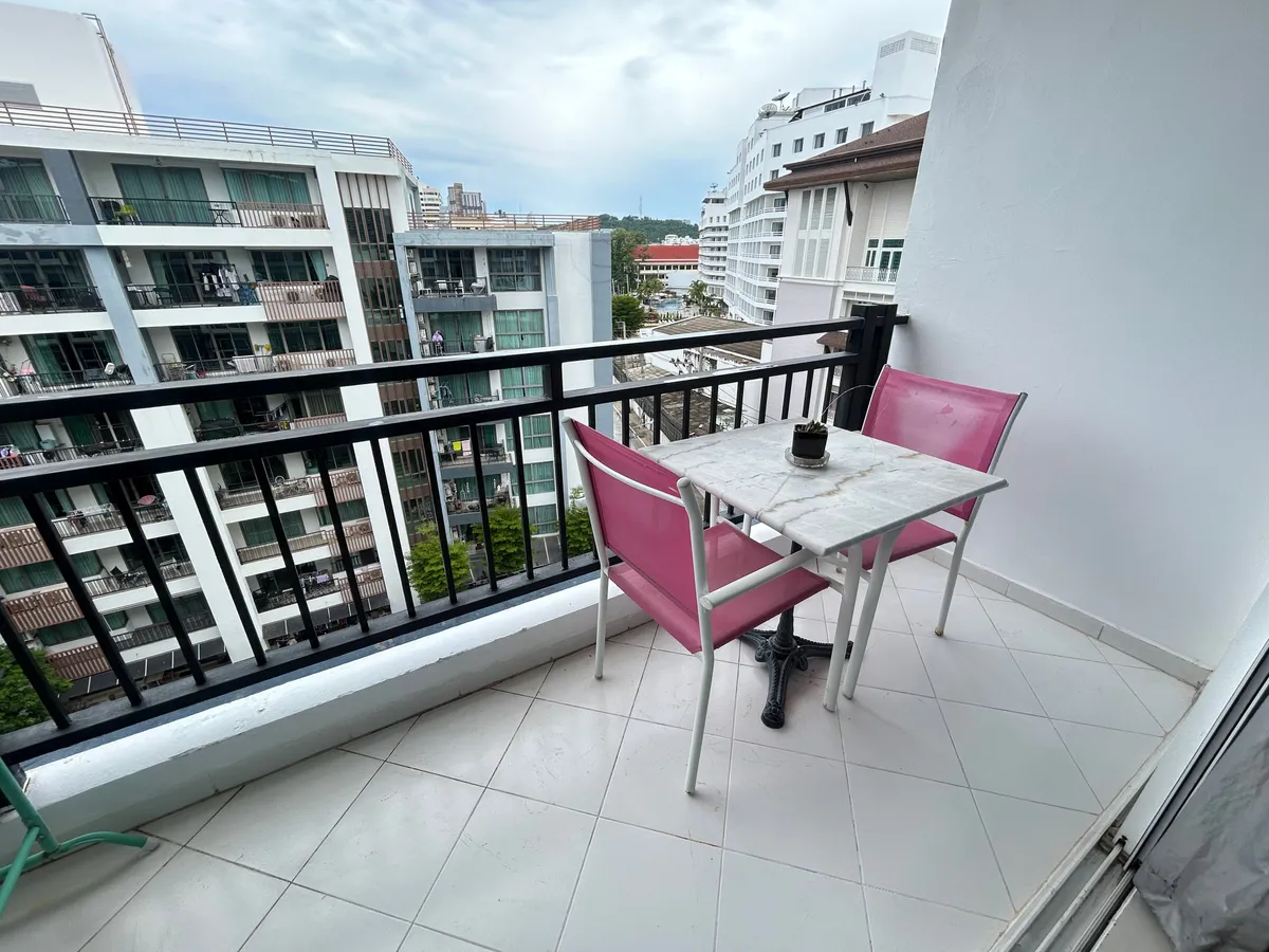 Just listed top floor Corner Unit 1 Bedroom Condo in Avenue Residence for sale and rent ABPC8016 photo 13