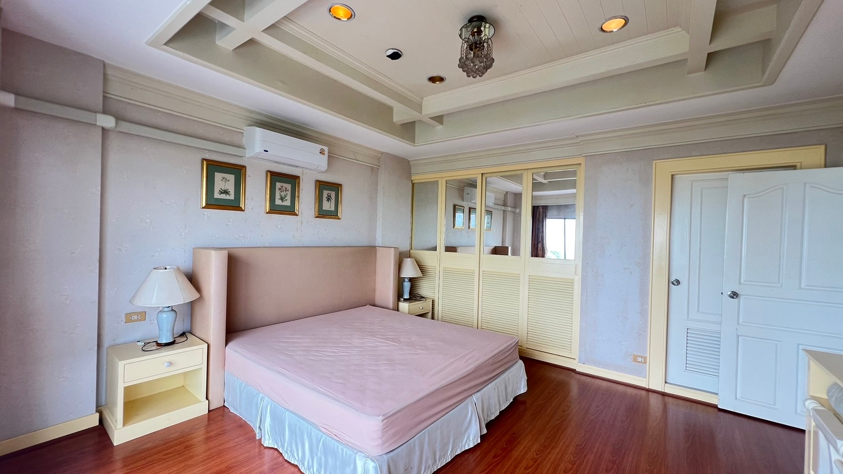3 Bedrooms 3 Bathroom in Na Jomtien photo 15