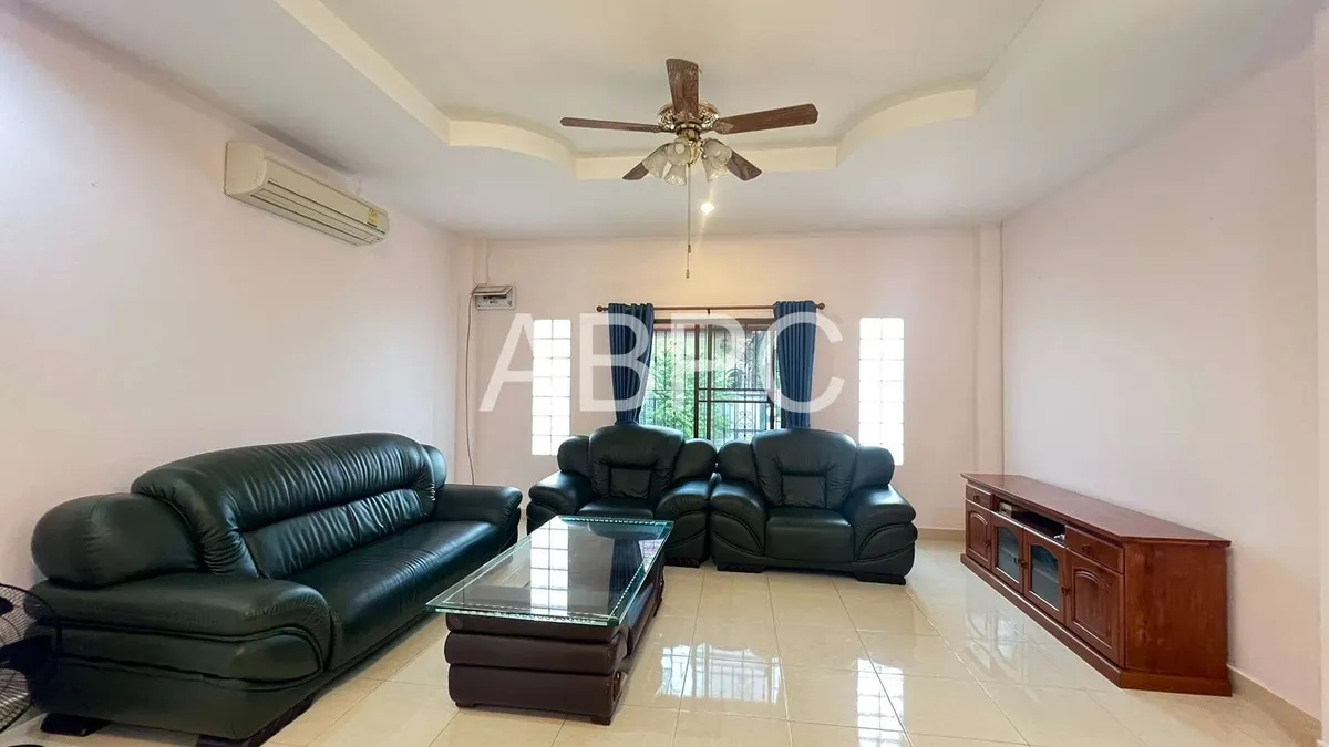 3 Bedrooms 2 Bathroom House in Jomtien photo 6