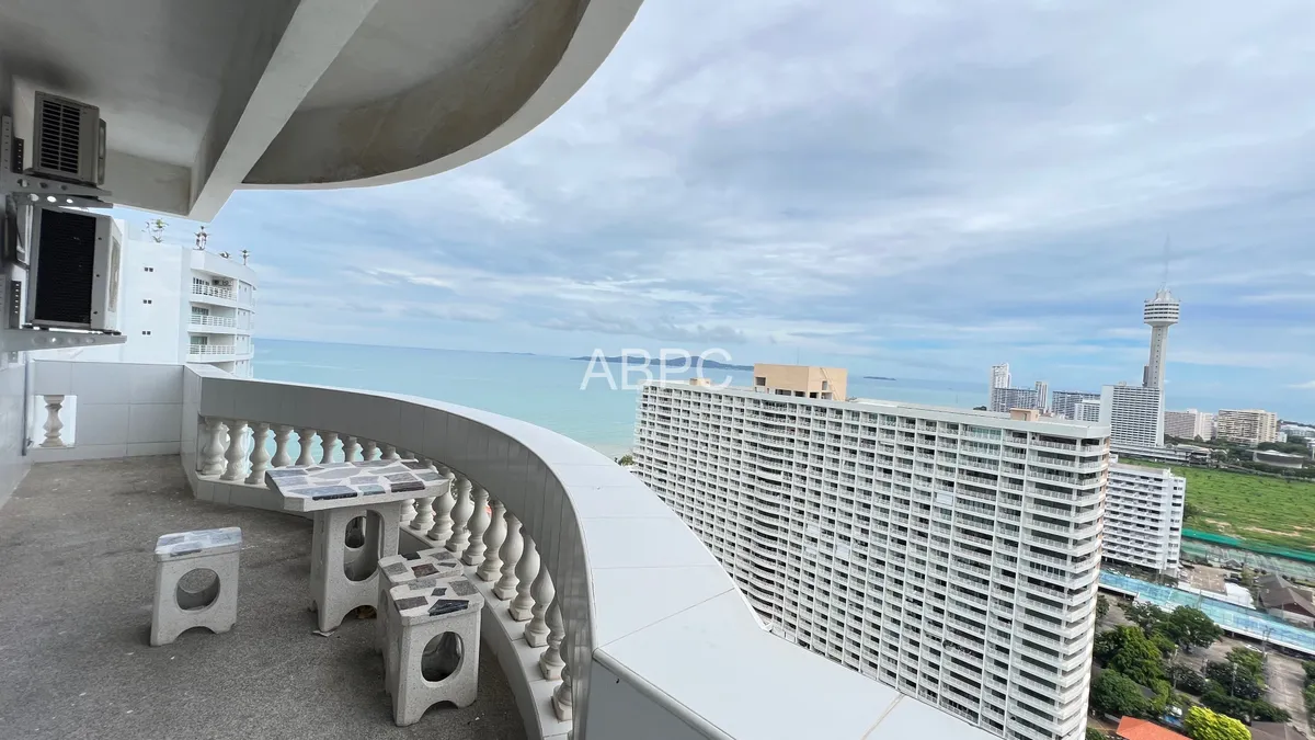 Corner unit 2 bedrooms 2 bathrooms in Jomtien photo 4