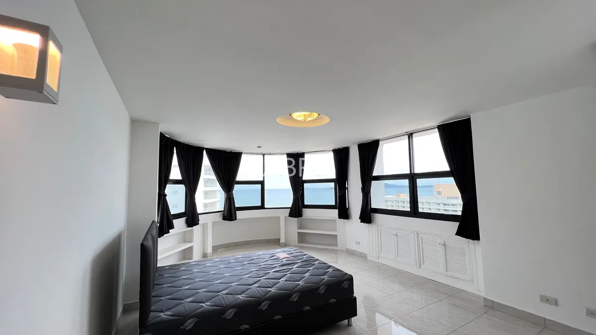 Corner unit 2 bedrooms 2 bathrooms in Jomtien photo 9