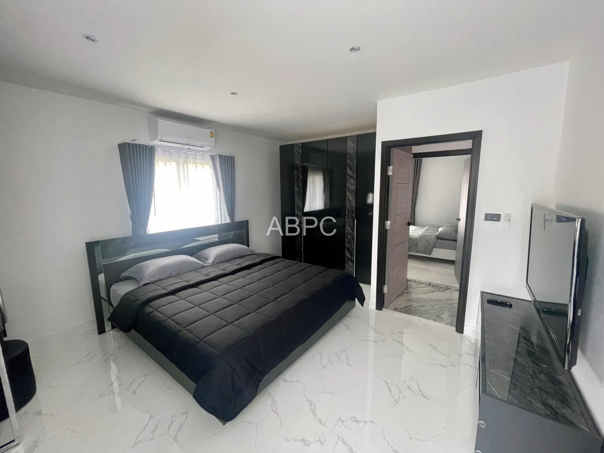 4 Bedroom House for Rent in Jomtien photo 11