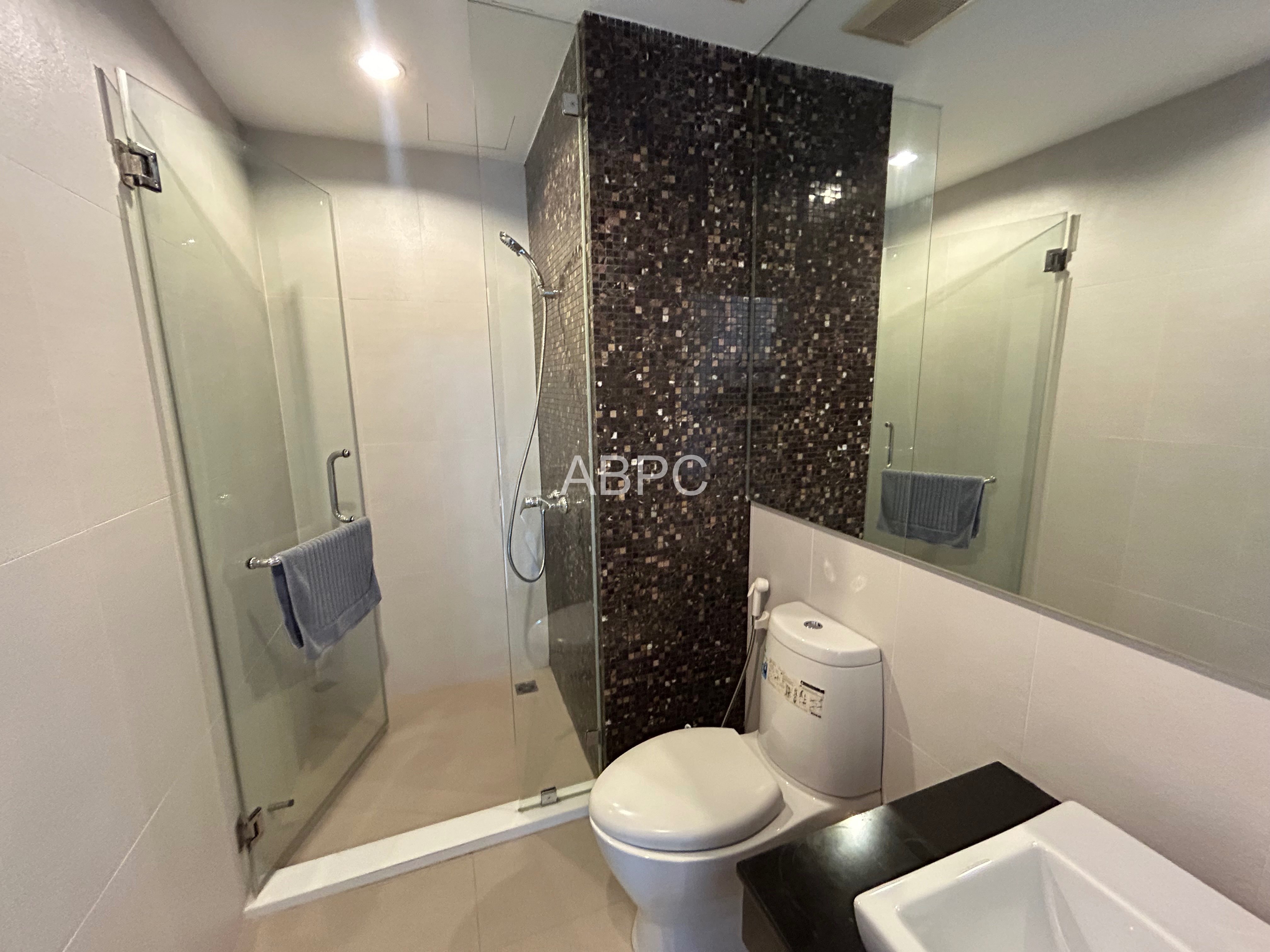 2 Bedroom For rent in Tappraya Area photo 3