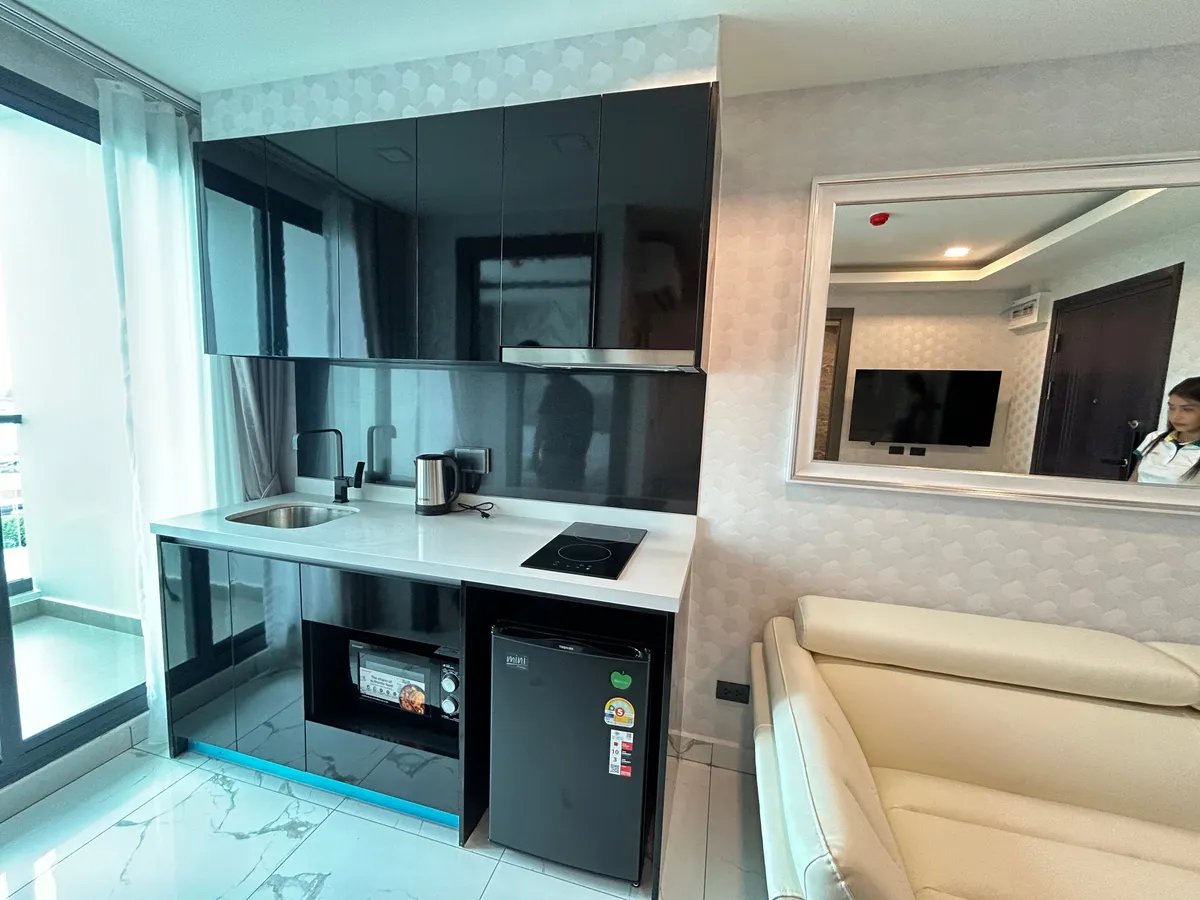 CHEAPEST 1 bed in Millennium Tower For Rent photo 17