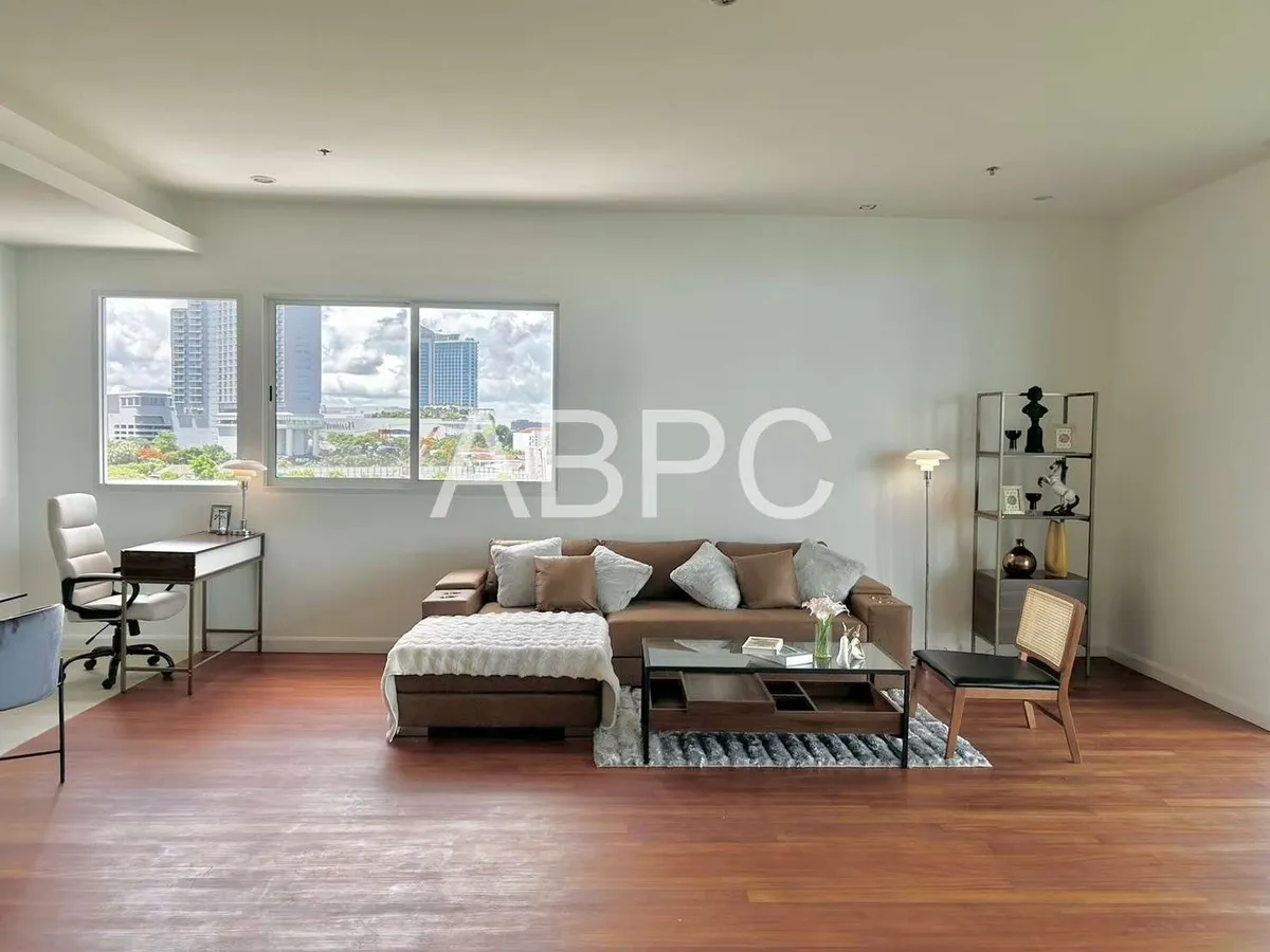 Beachfront Condo for Sale In Wongamat Beach photo 6