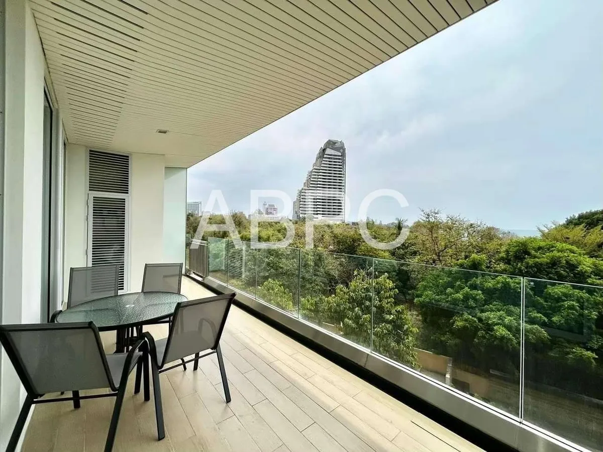 2 Bedroom Condo In Wongamat For Sale photo 4