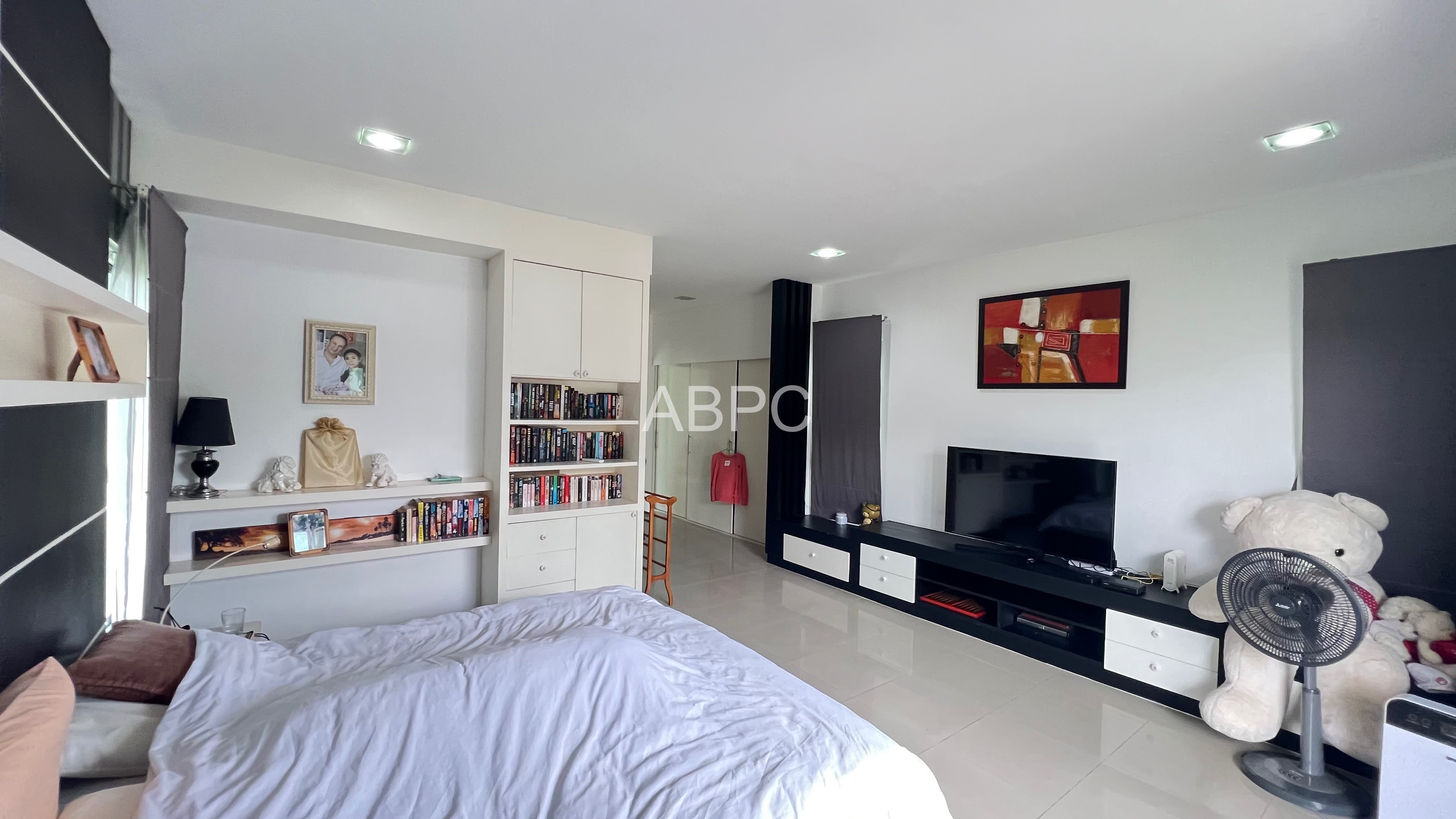 5 Bed 5 Bath House in East pattaya - SP5 Village photo 7