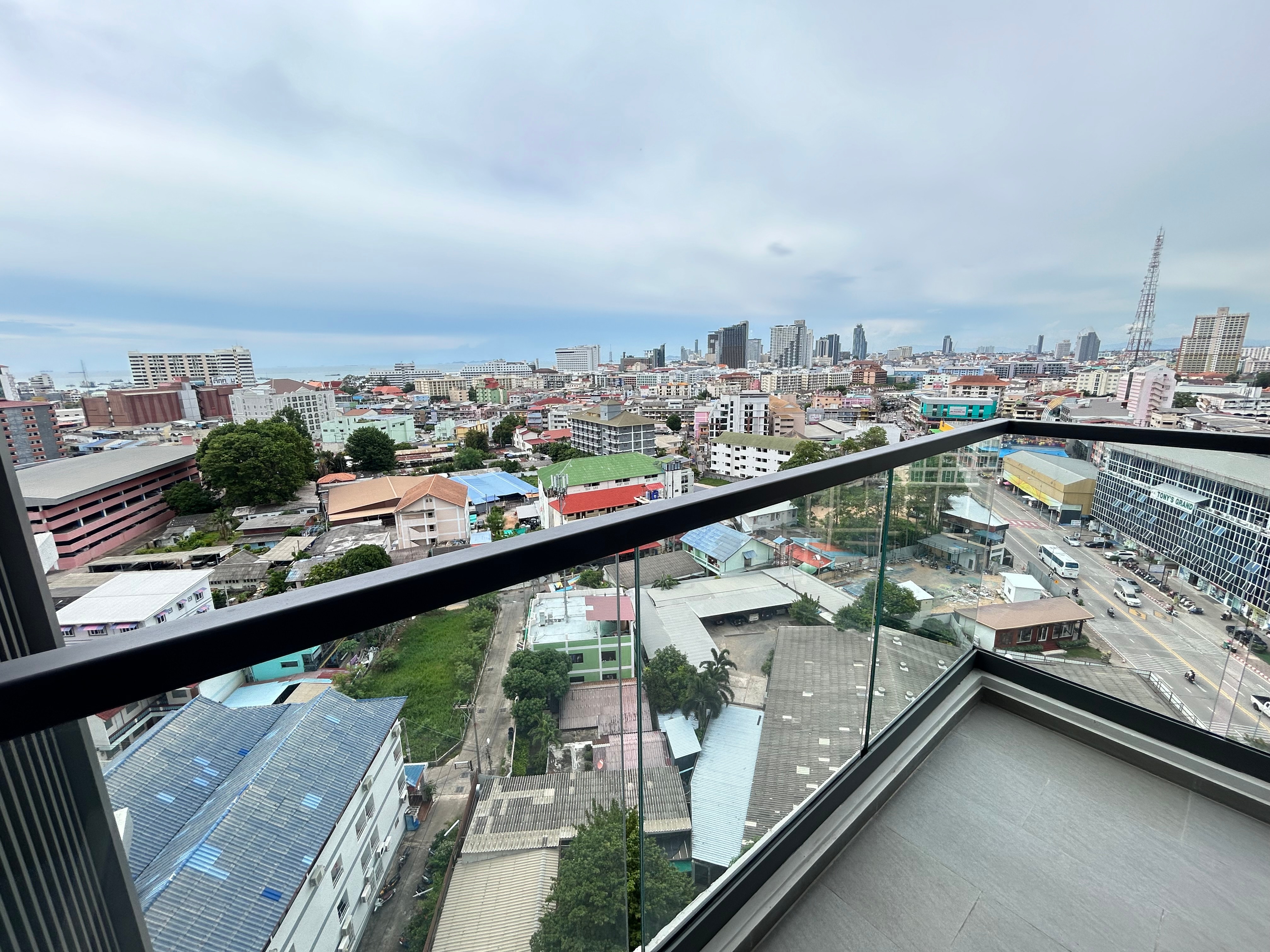 2 Bedroom in Central Area For Rent photo 14