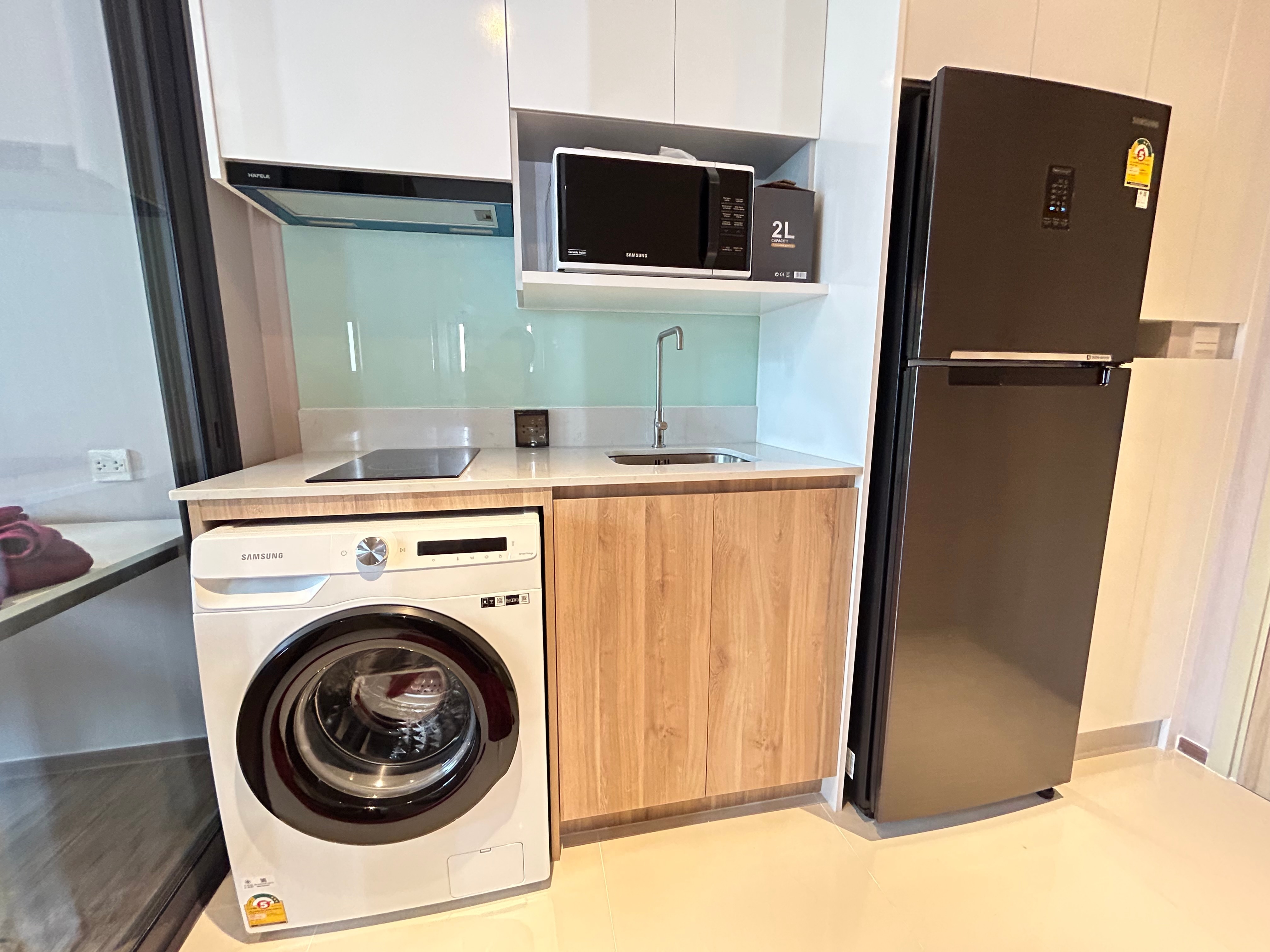 1 Bedroom Condo For Rent photo 11