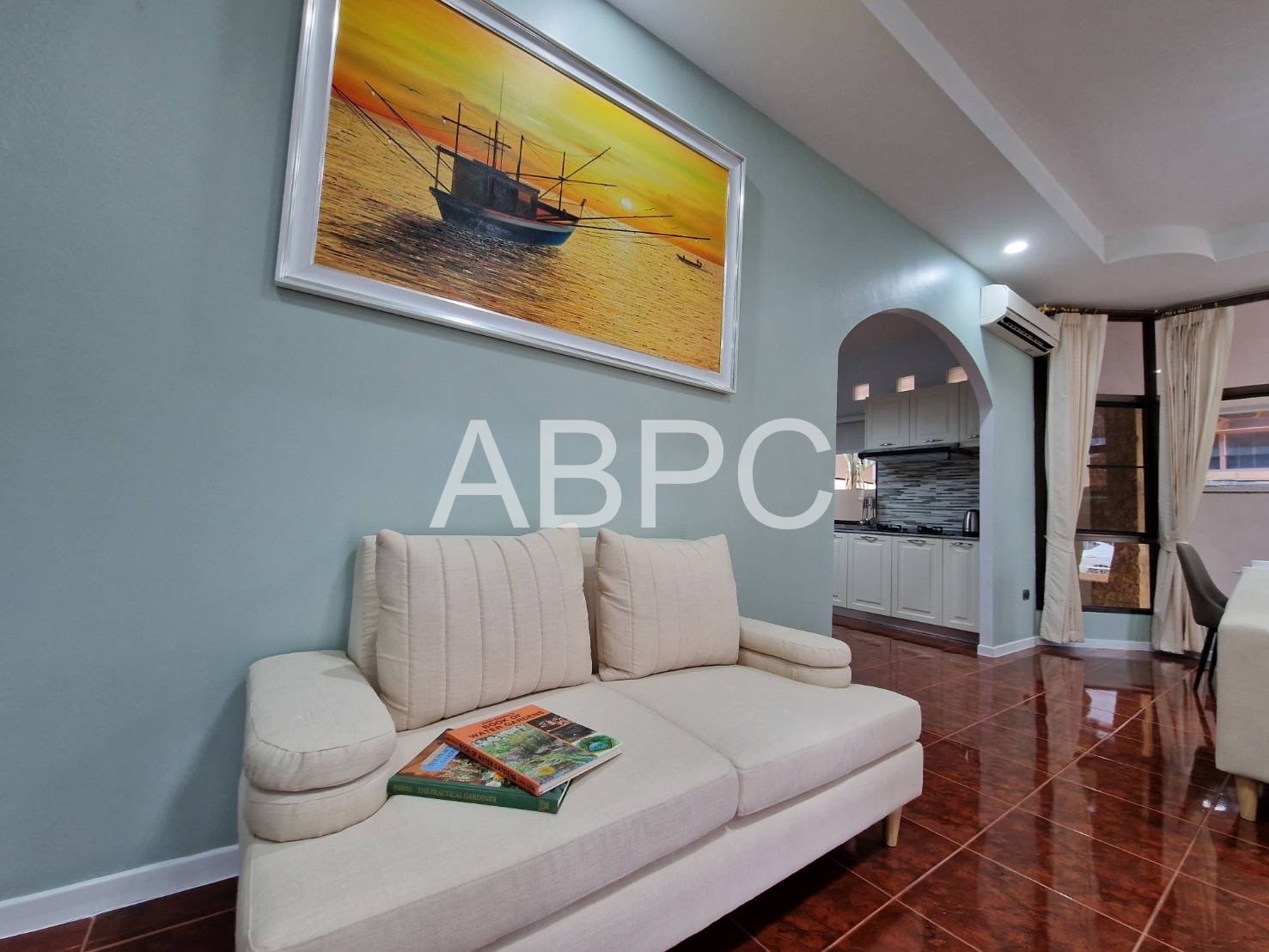 Renovated 3 Bed 3 Bath House in East Pattaya photo 2