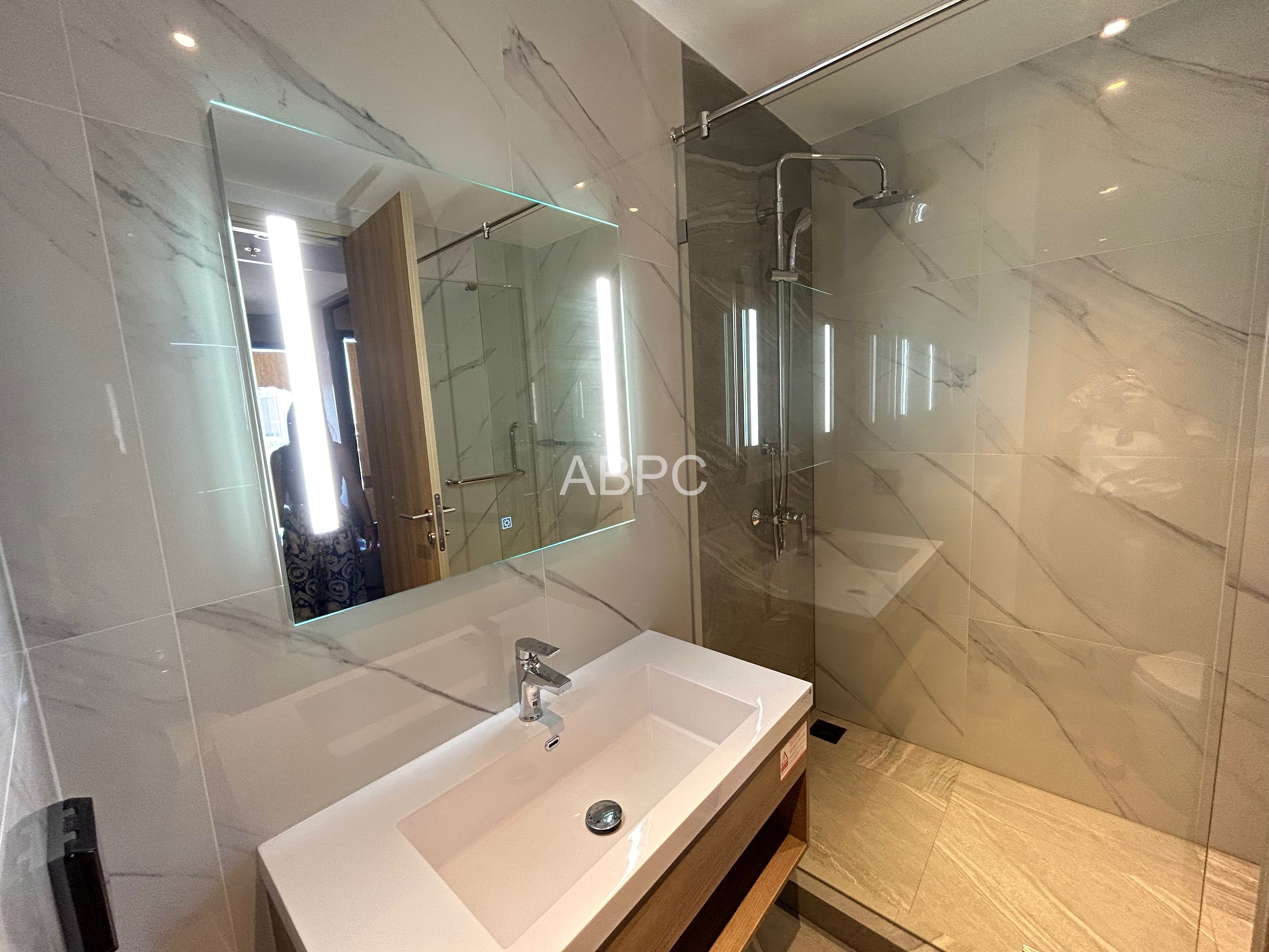 Studio Condo For Sale or Rent In North Pattaya photo 3