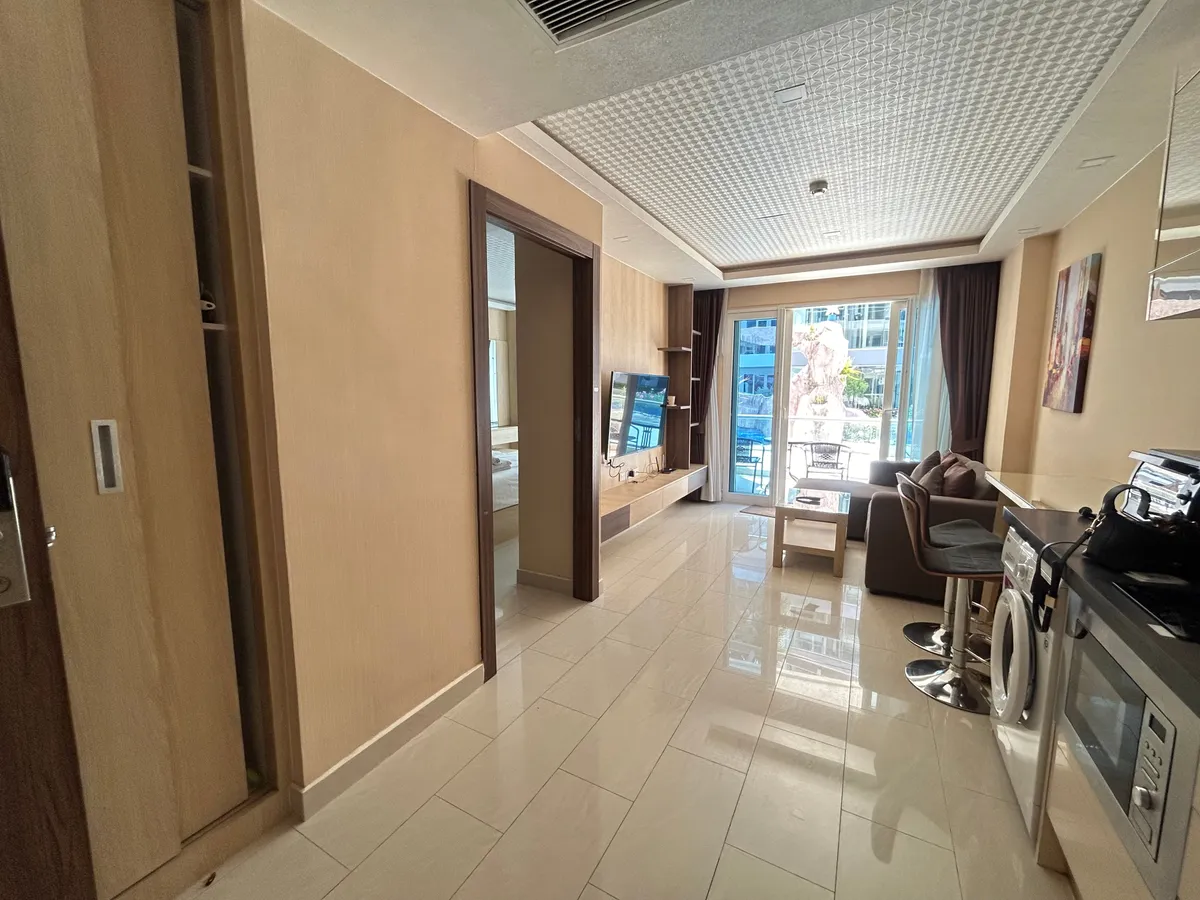 Just IN 1 Bedroom Condo in Grand Avenue Residence photo 16