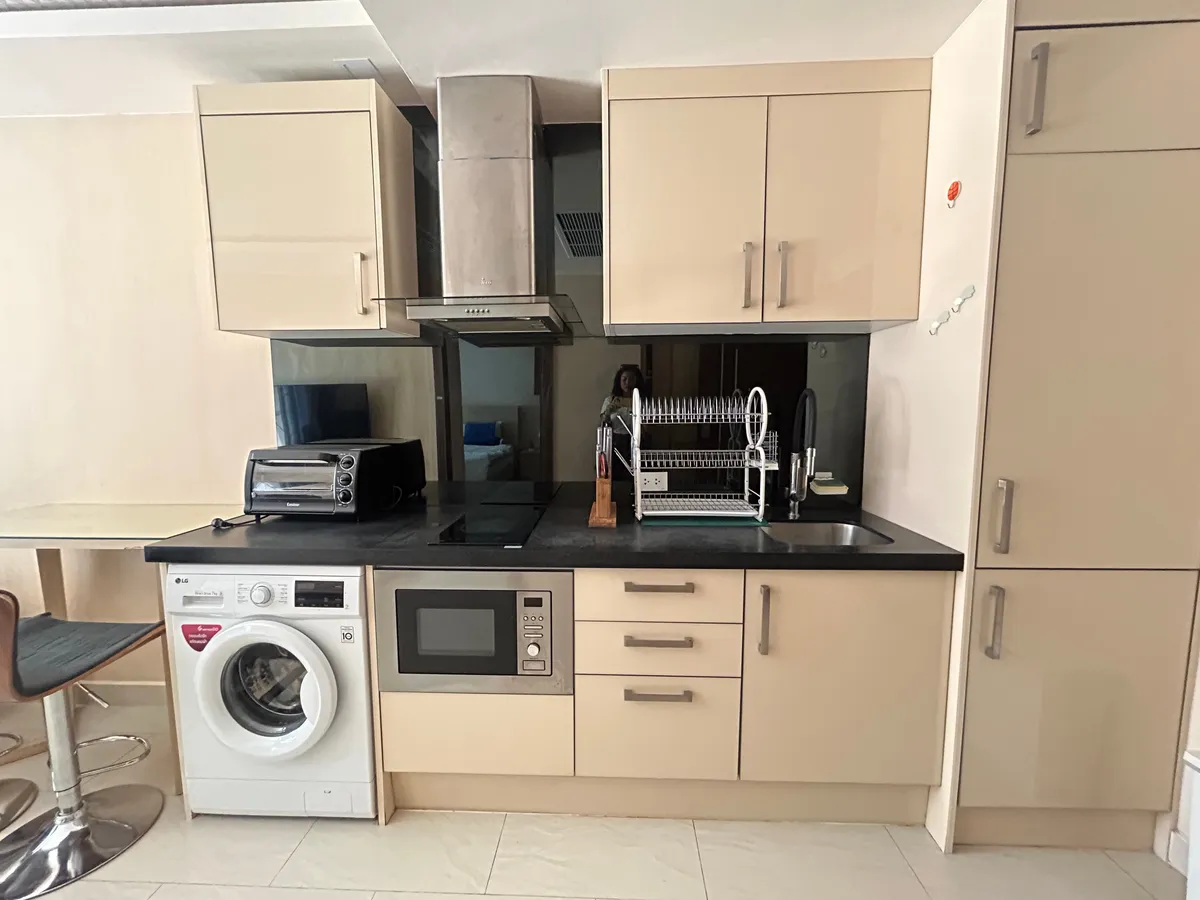 Just IN 1 Bedroom Condo in Grand Avenue Residence photo 17
