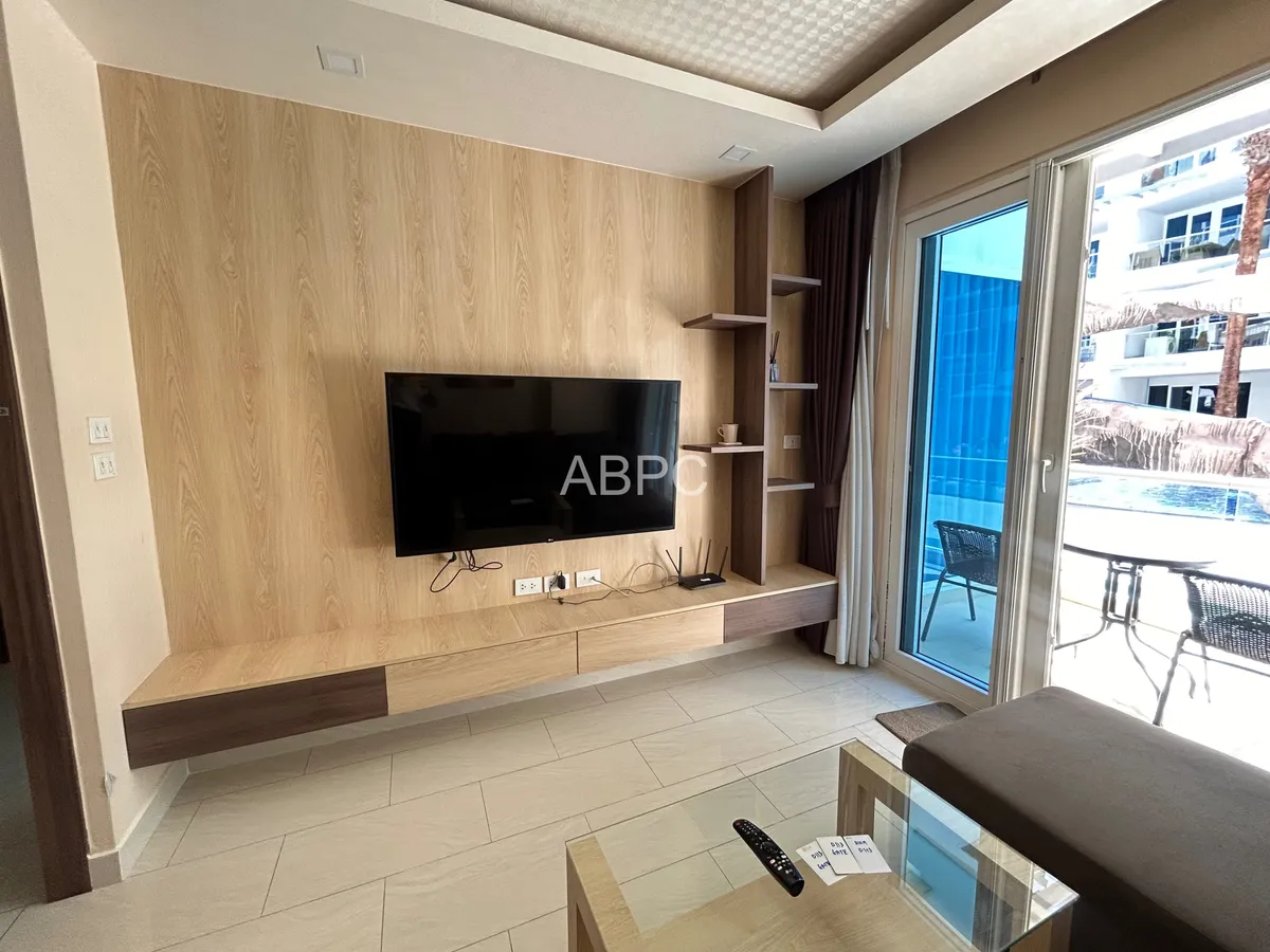 Just IN 1 Bedroom Condo in Grand Avenue Residence photo 4