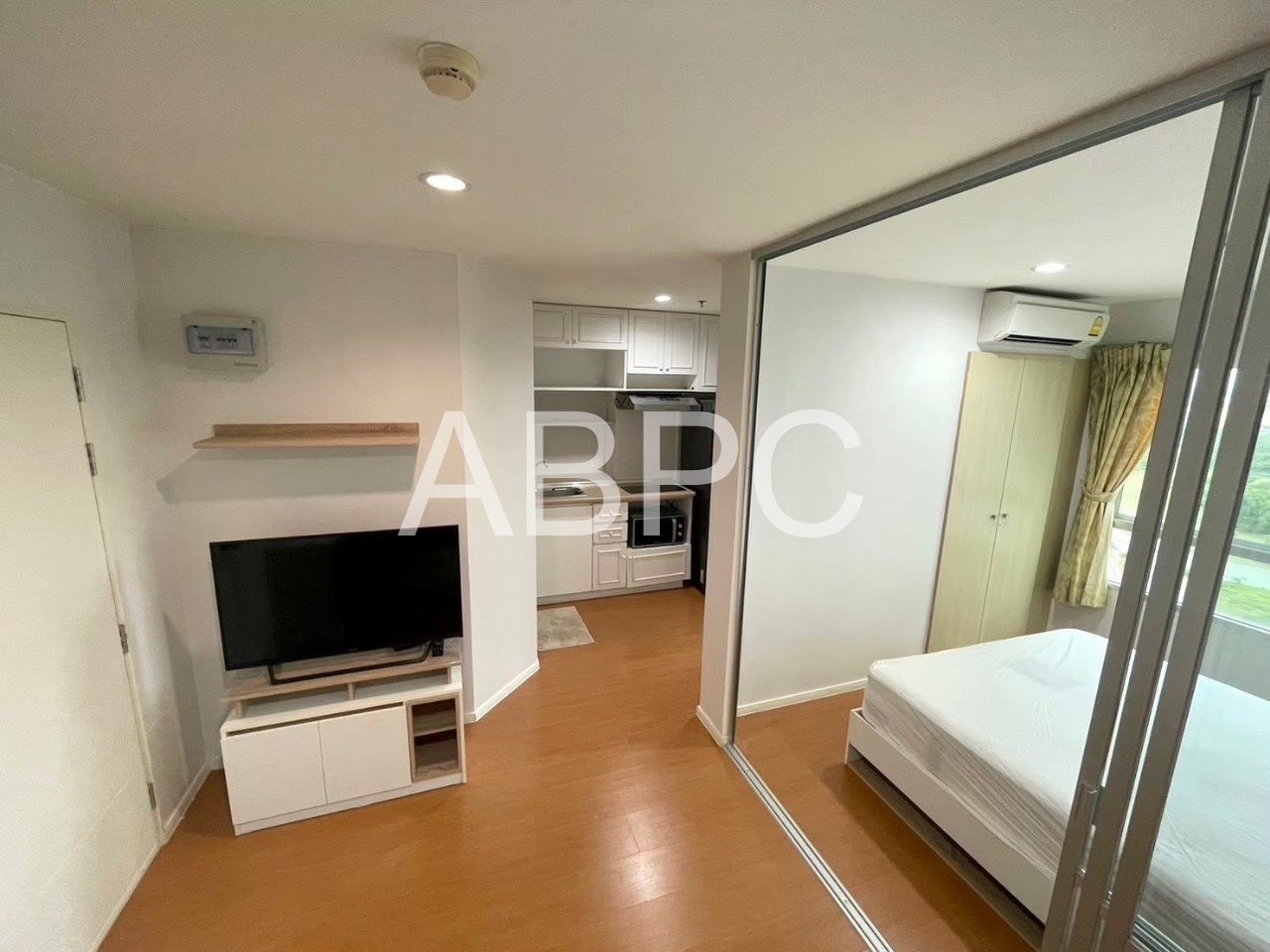 Really Cheap 1 Bed For Sale or Rent photo 4