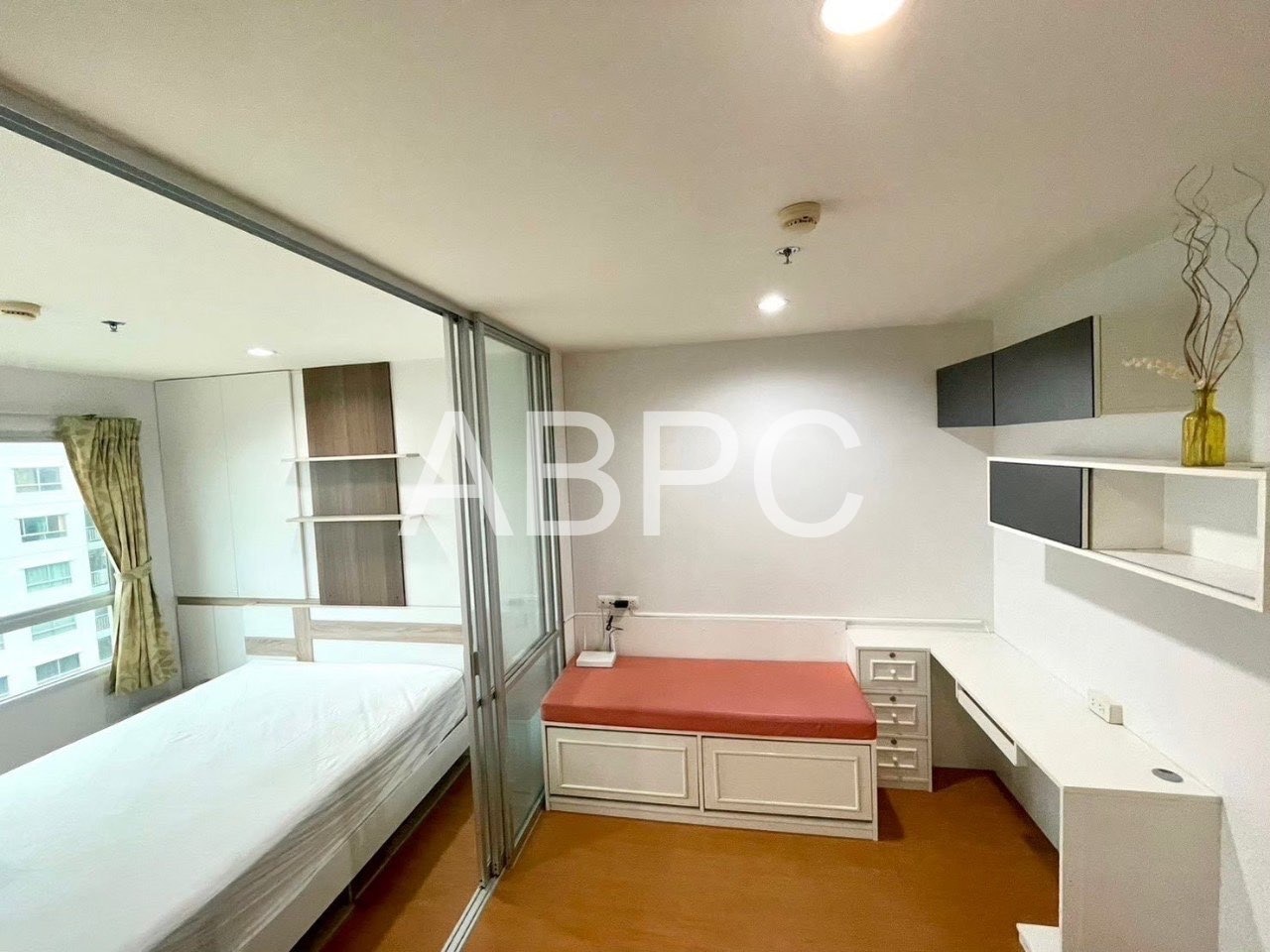 Really Cheap 1 Bed For Sale or Rent photo 3