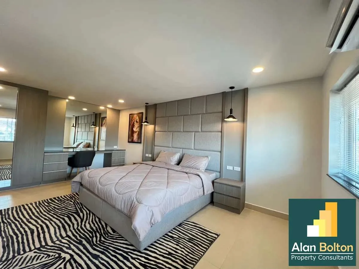 JUST LISTED 4 bedrooms 5 bathrooms in East Pattaya photo 11