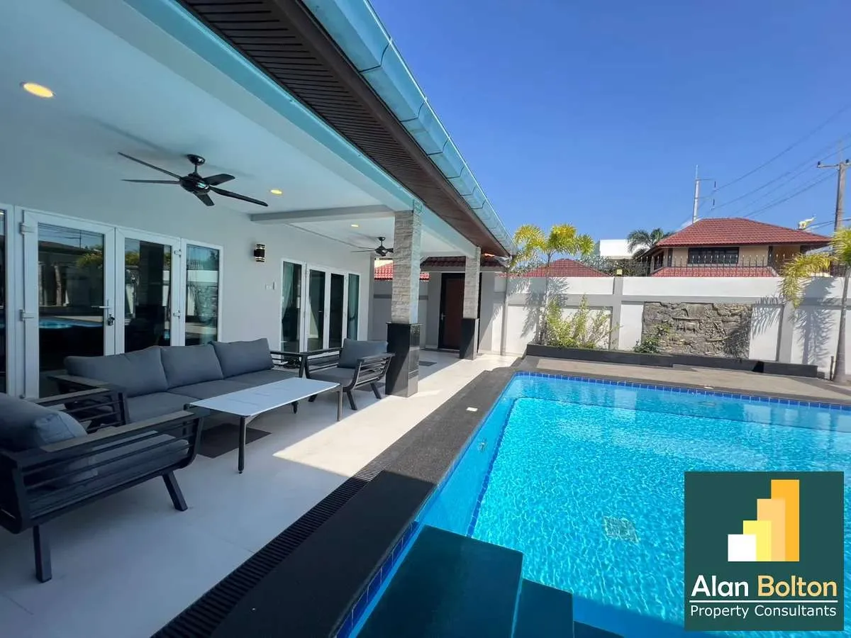 JUST LISTED 4 bedrooms 5 bathrooms in East Pattaya photo 18
