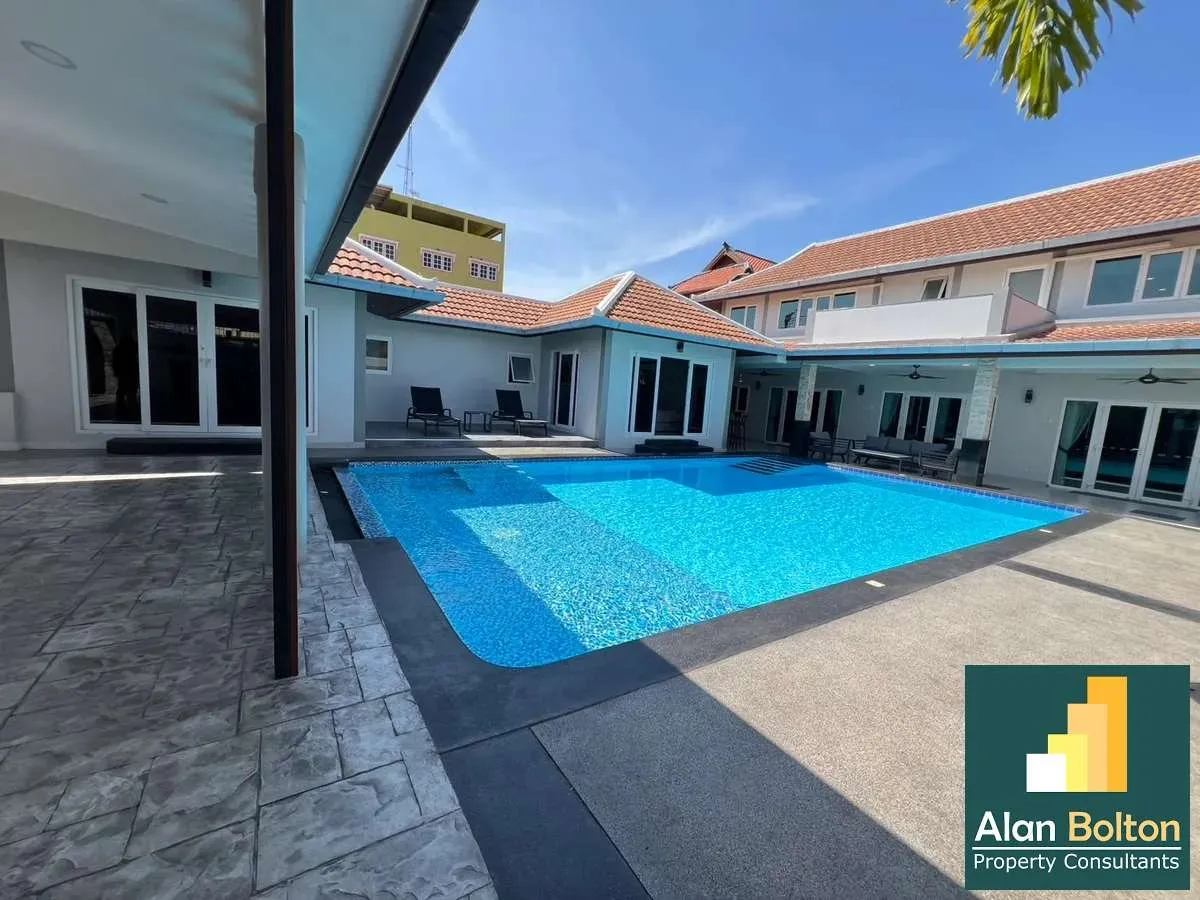 JUST LISTED 4 bedrooms 5 bathrooms in East Pattaya photo 21