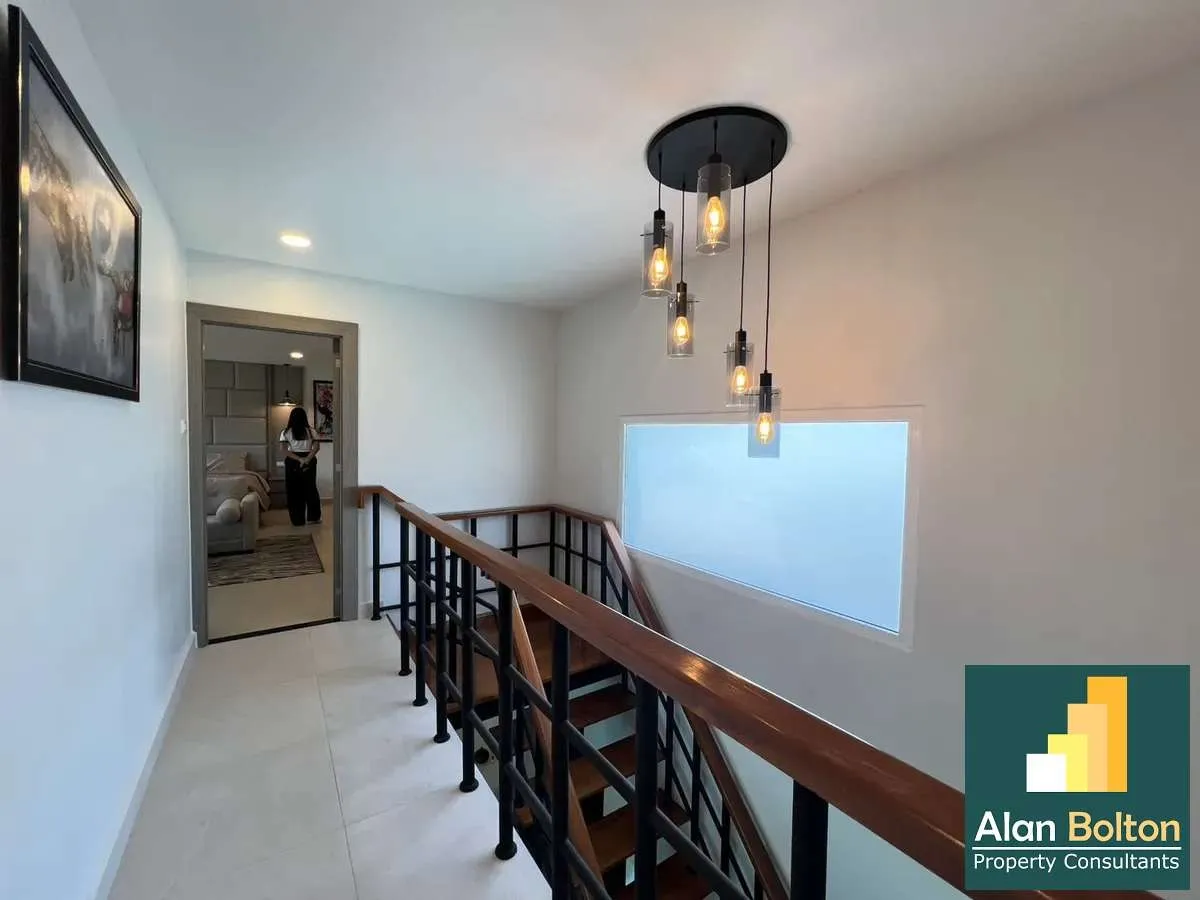 JUST LISTED 4 bedrooms 5 bathrooms in East Pattaya photo 6