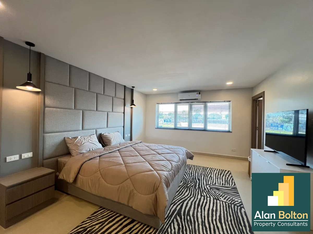 JUST LISTED 4 bedrooms 5 bathrooms in East Pattaya photo 12