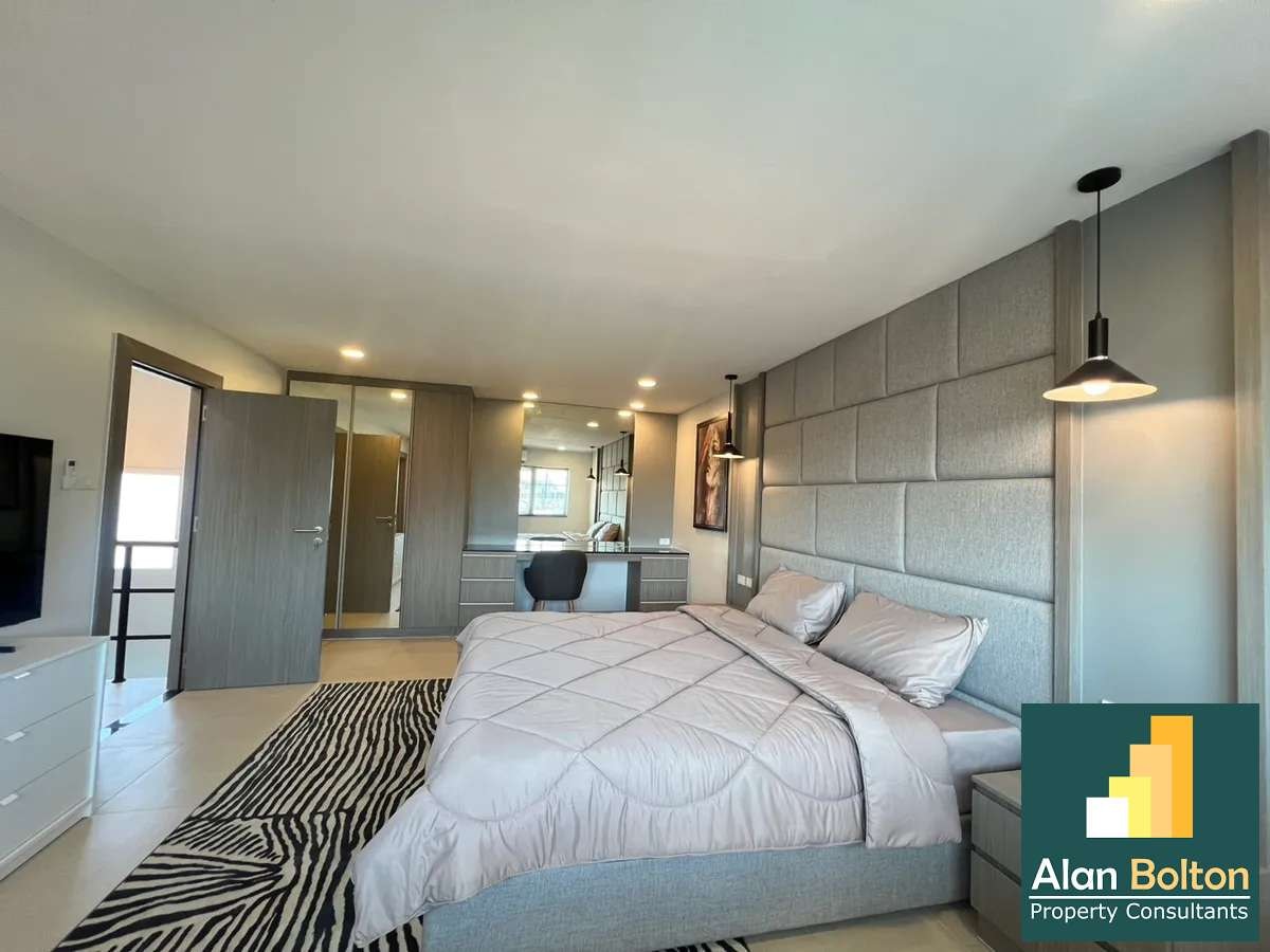 JUST LISTED 4 bedrooms 5 bathrooms in East Pattaya photo 9