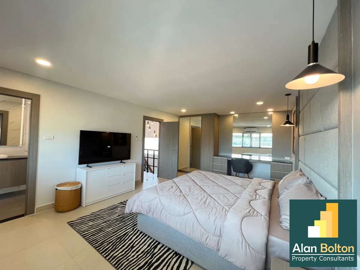 JUST LISTED 4 bedrooms 5 bathrooms in East Pattaya photo 16