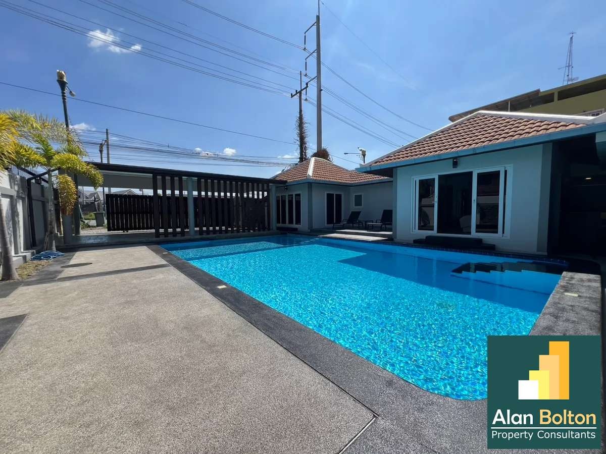 JUST LISTED 4 bedrooms 5 bathrooms in East Pattaya photo 22