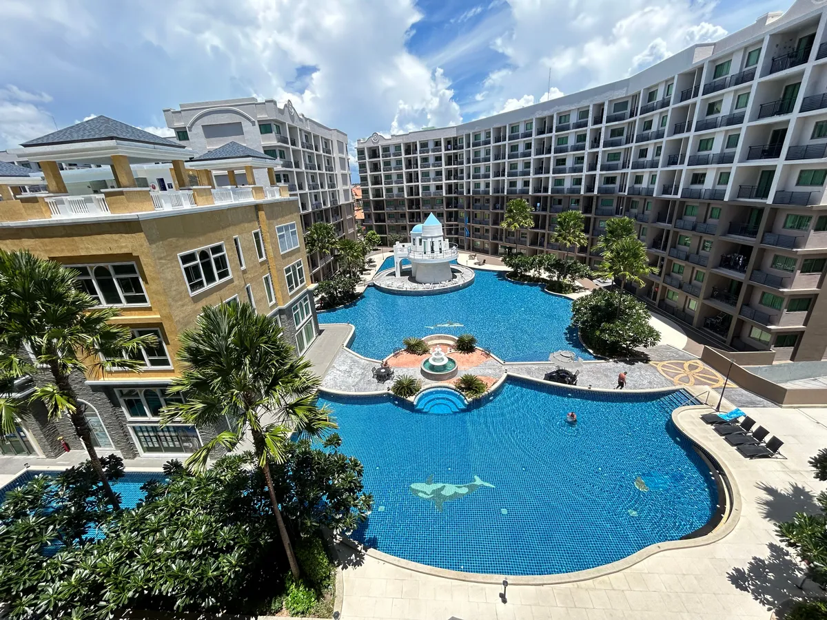 2 Bedroom Condo For Rent in Arcadia Continental photo 18