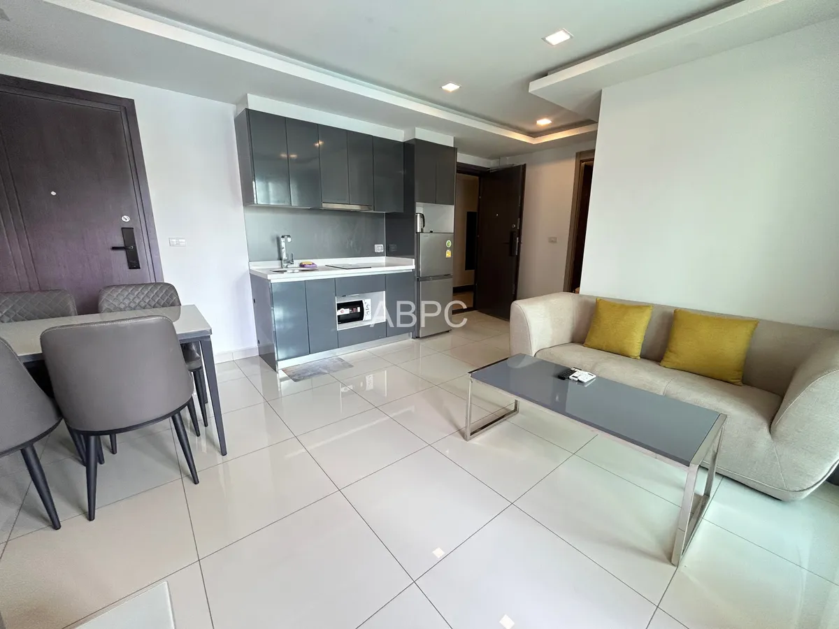 2 Bedroom Condo For Rent in Arcadia Continental photo 10