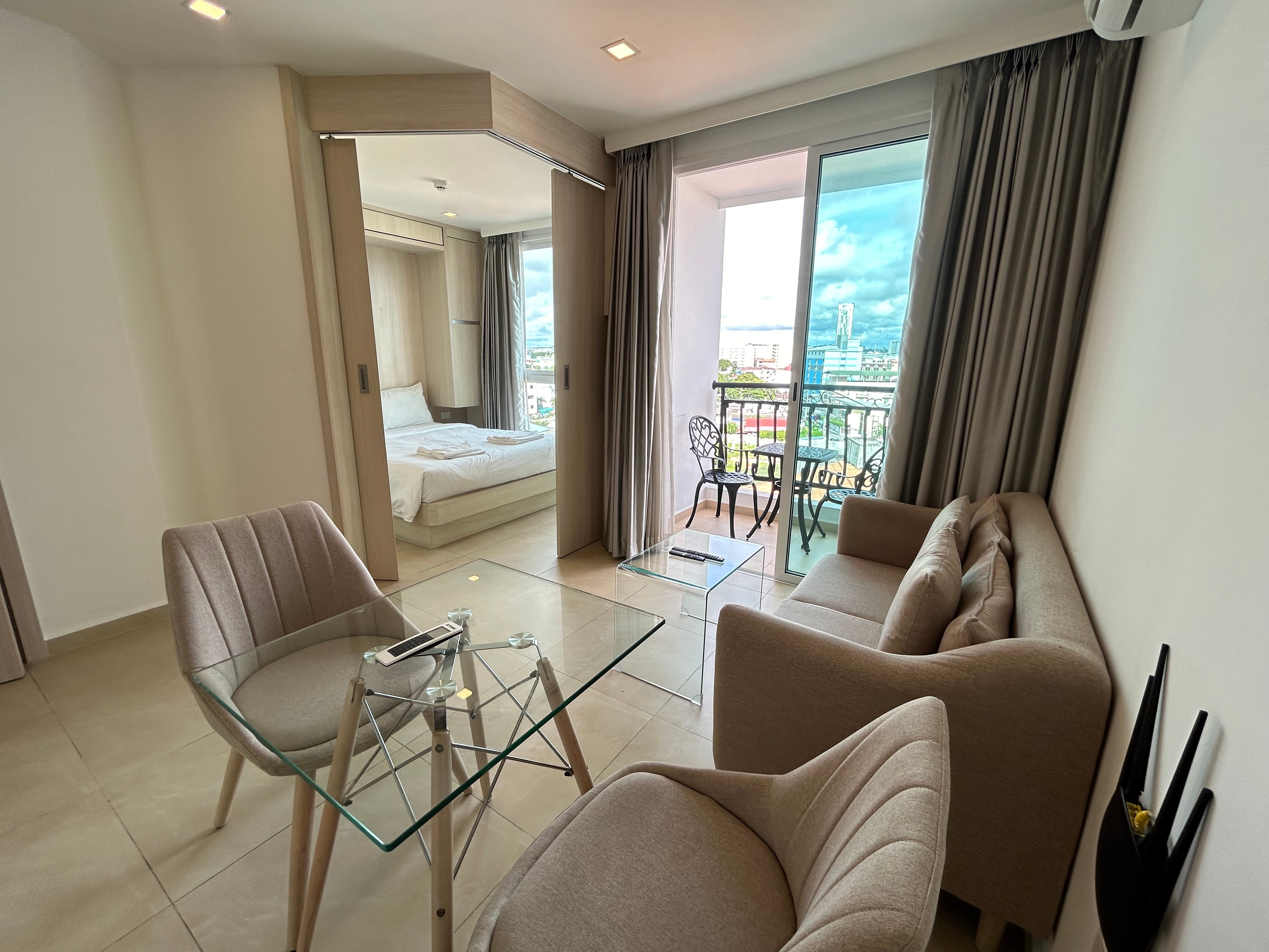 Just In 1 bedroom condo In City Garden Olympus photo 17