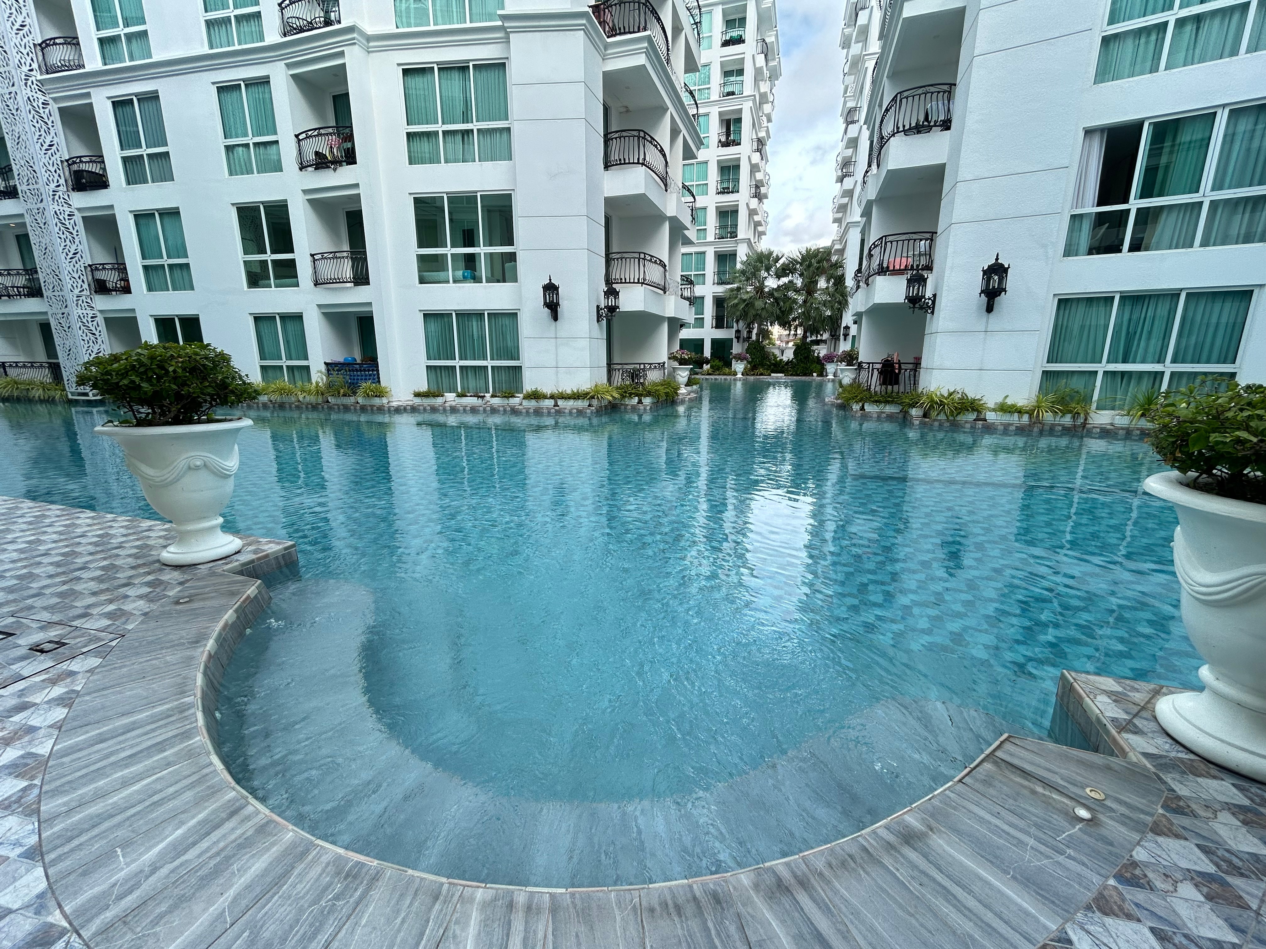 Just In 1 bedroom condo In City Garden Olympus photo 12