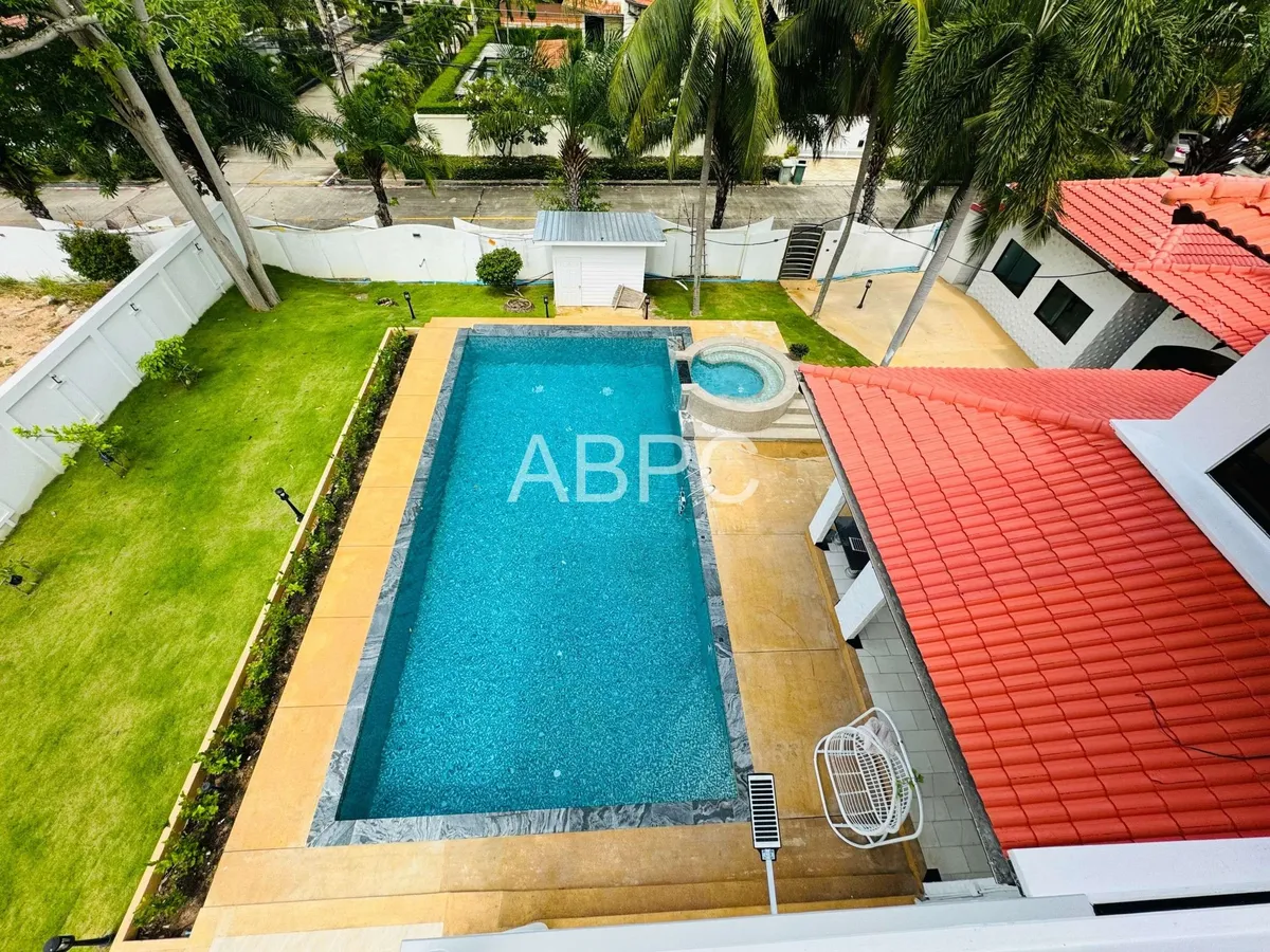 JUST IN 8 bedroom Private Pool Villa in Paradise Village 1 photo 14