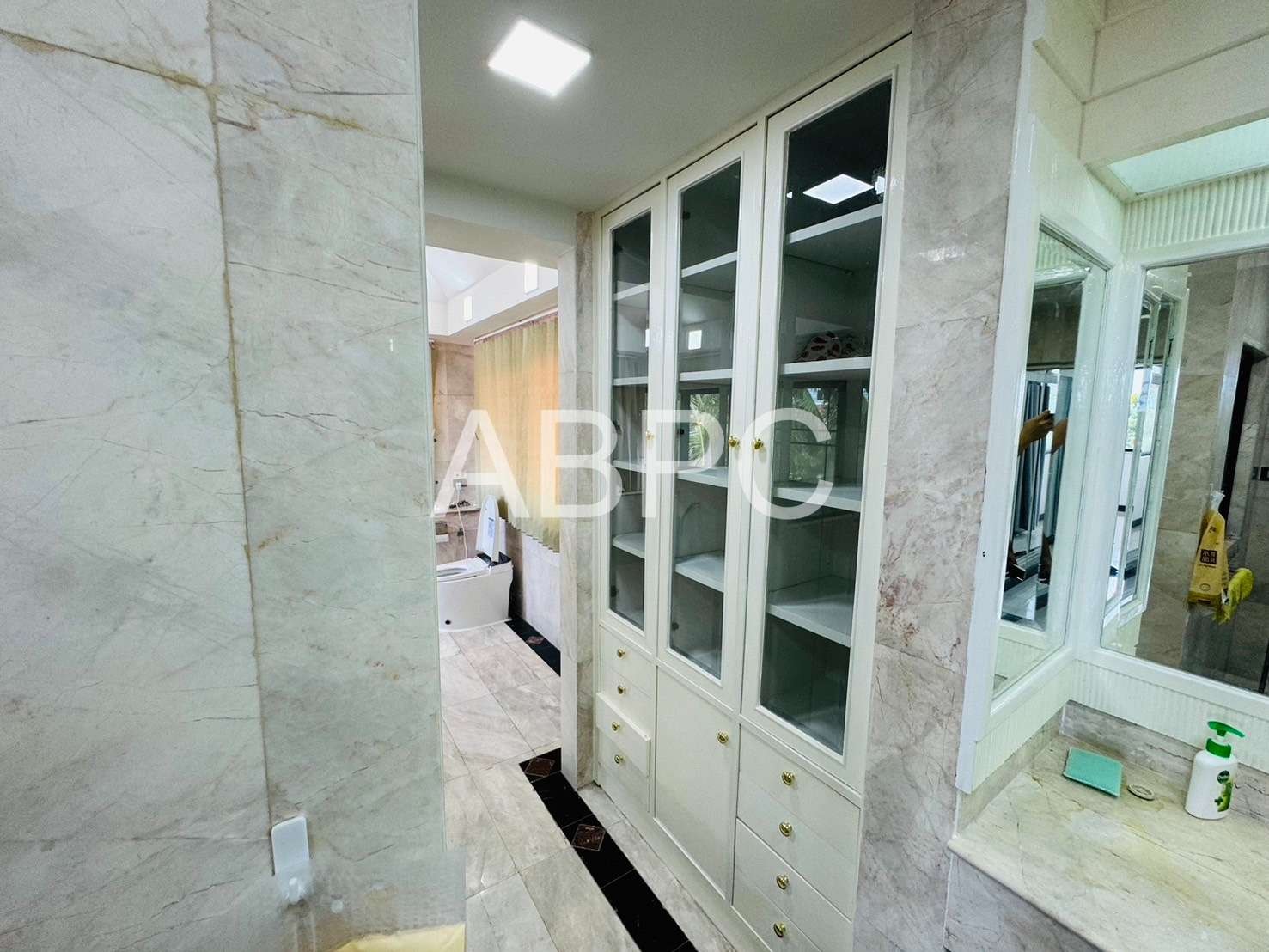 JUST IN 8 bedroom Private Pool Villa in Paradise Village 1 photo 10